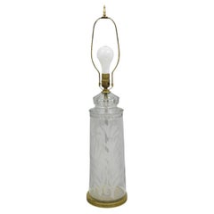 Ancienne lampe de bureau italienne Hollywood Regency en verre transparent facetté avec clé grecque