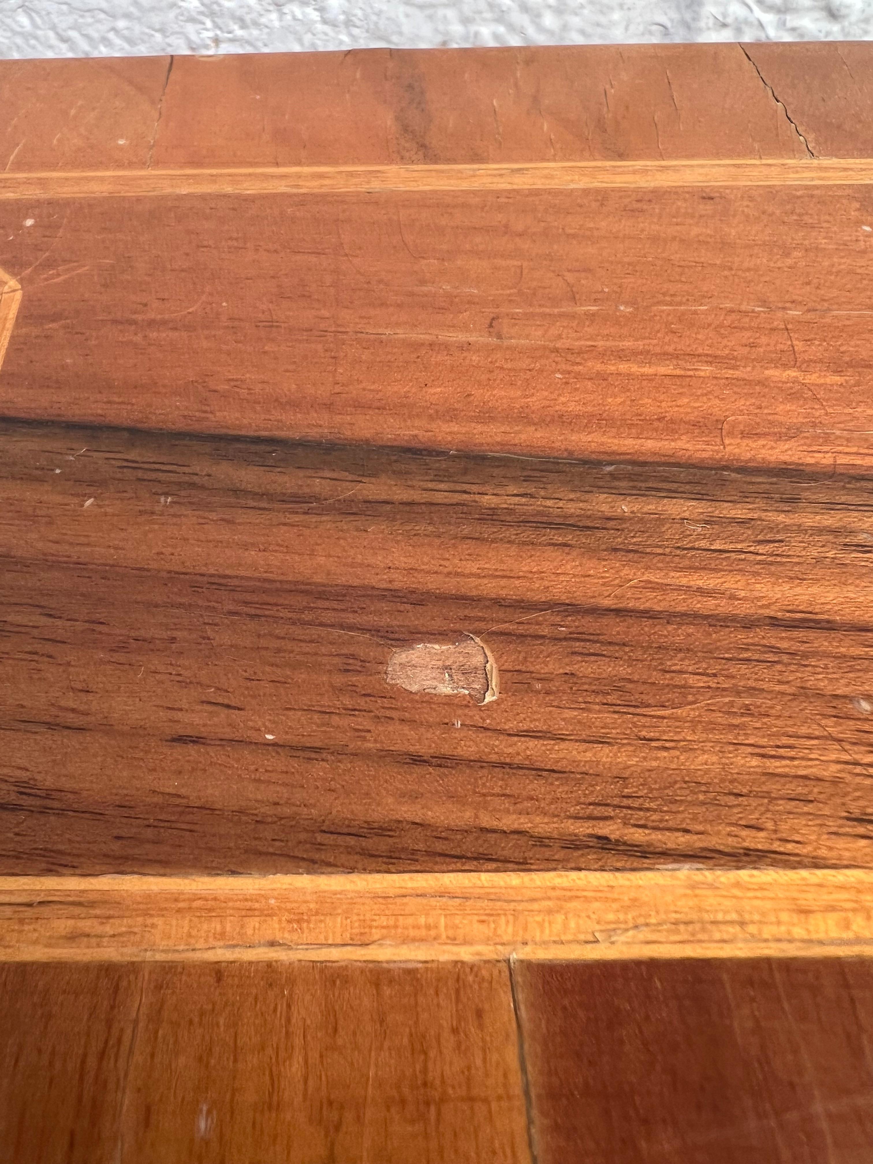 Ancien bureau secrétaire italien en marqueterie Bon état - En vente à Brooklyn, NY