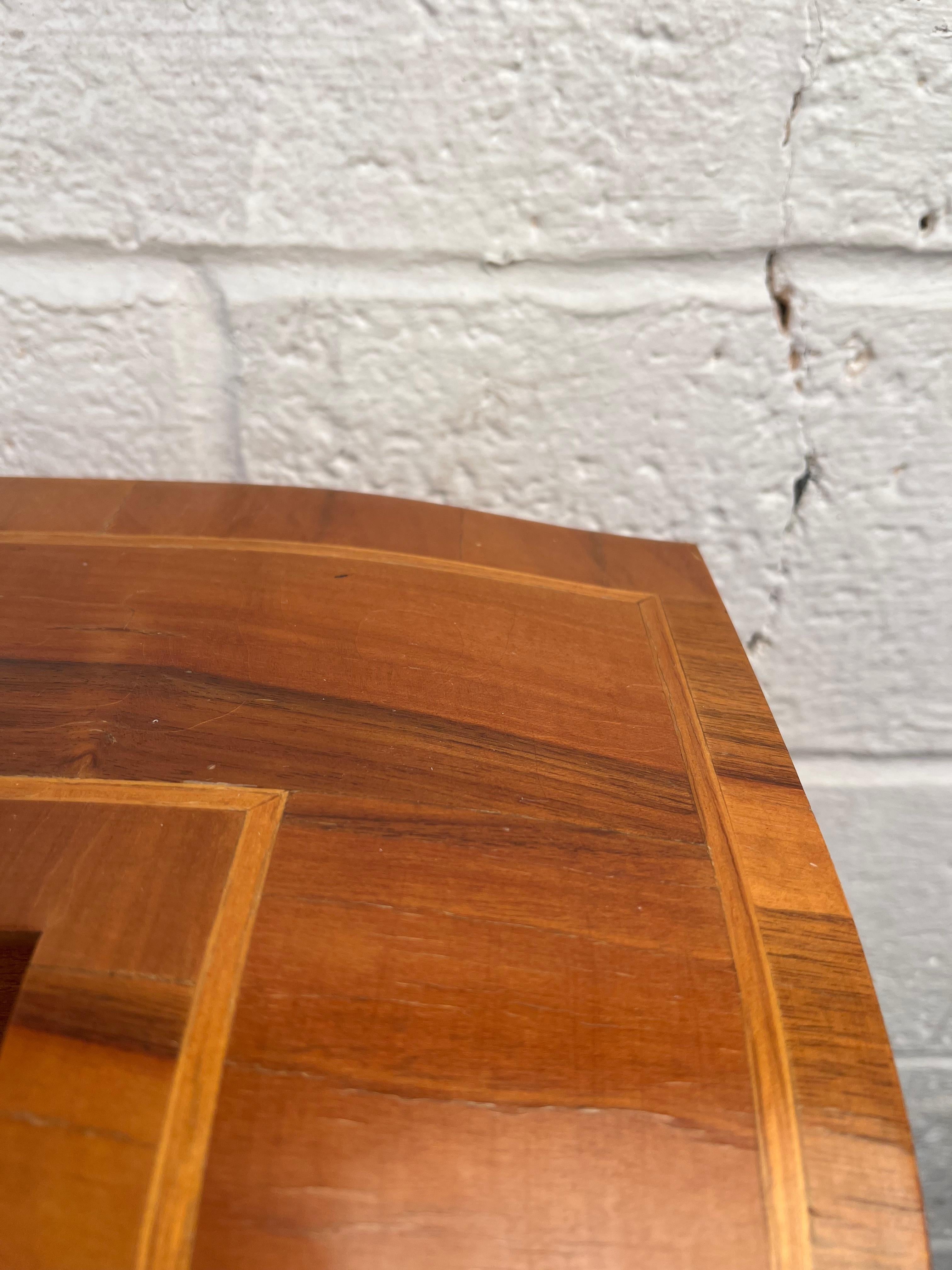 20ième siècle Ancien bureau secrétaire italien en marqueterie en vente