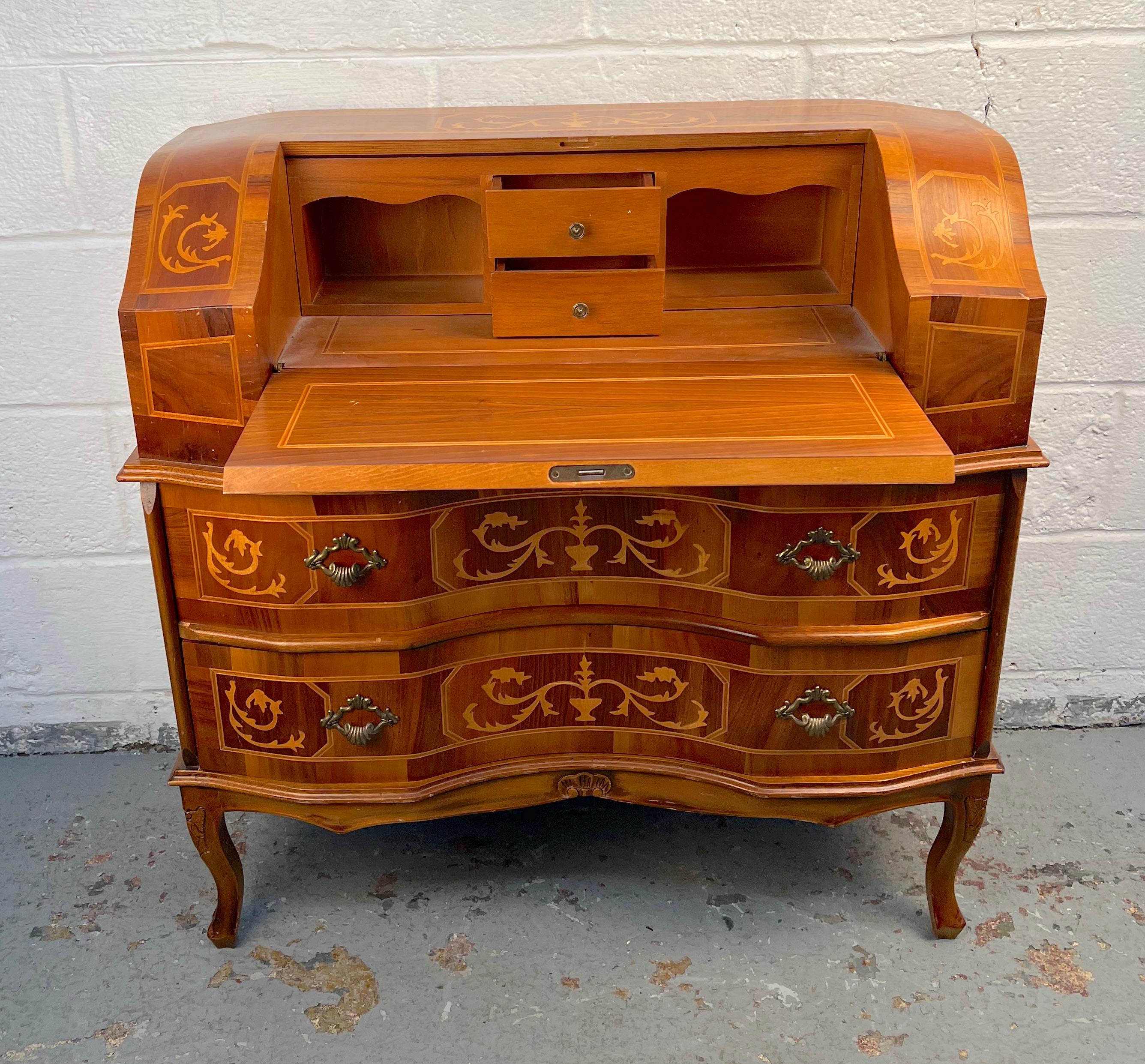 Bois Ancien bureau secrétaire italien en marqueterie en vente