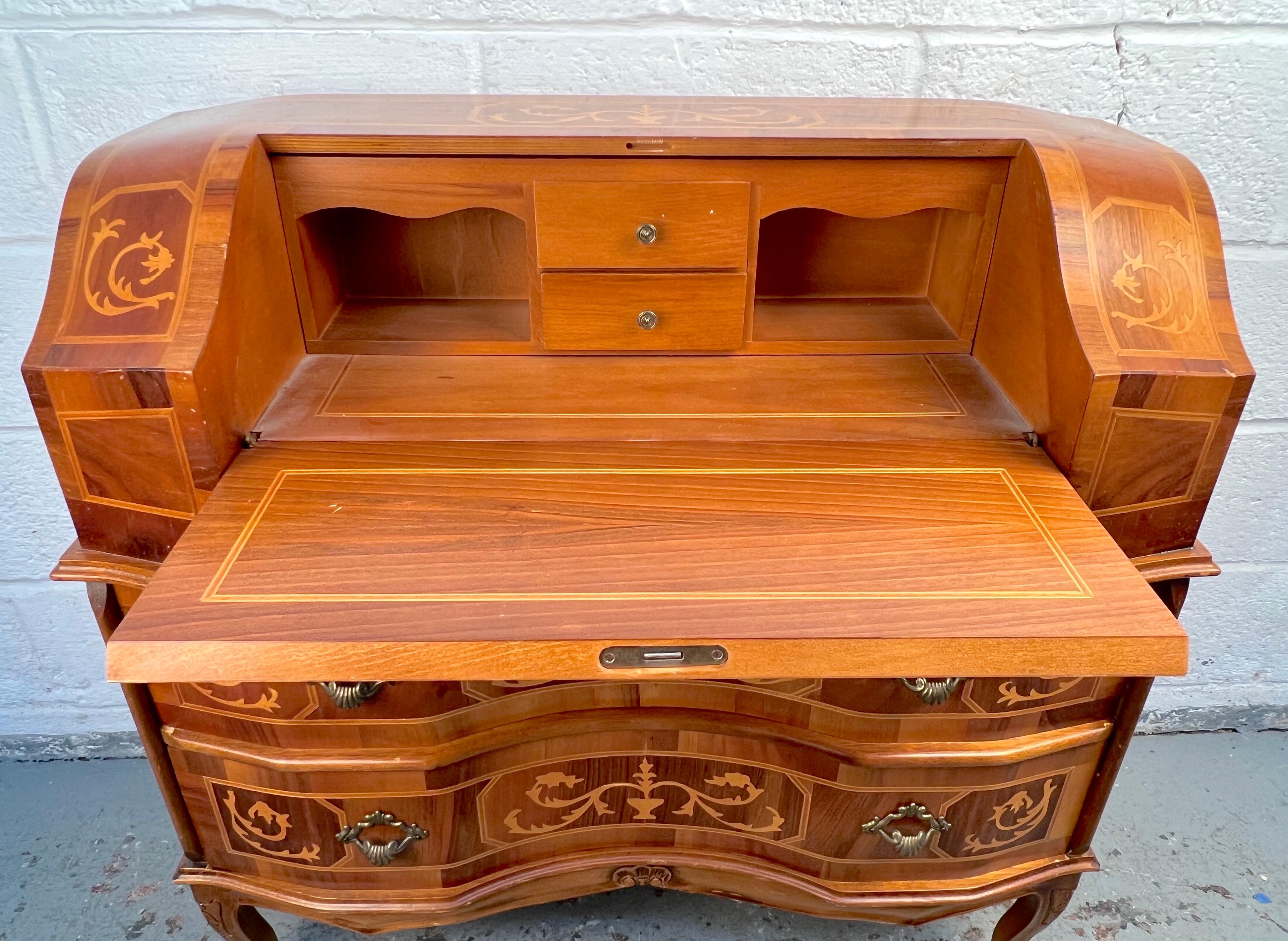 Ancien bureau secrétaire italien en marqueterie en vente 1