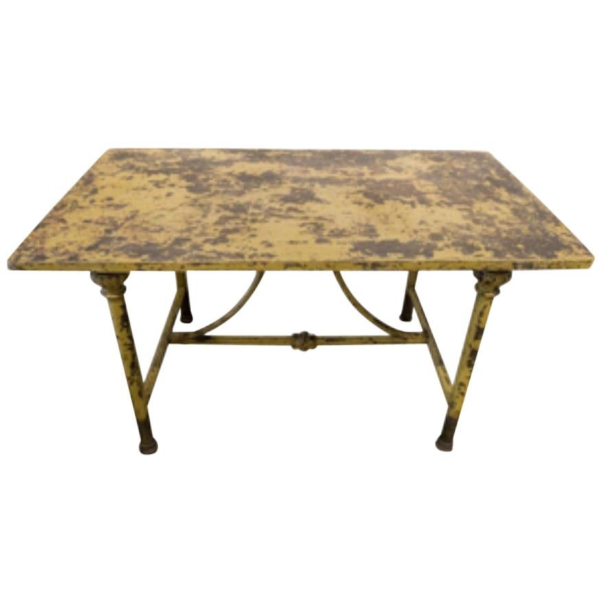 Antique Italian Iron Garden Table with Yellow Patina, circa 1900 For Sale