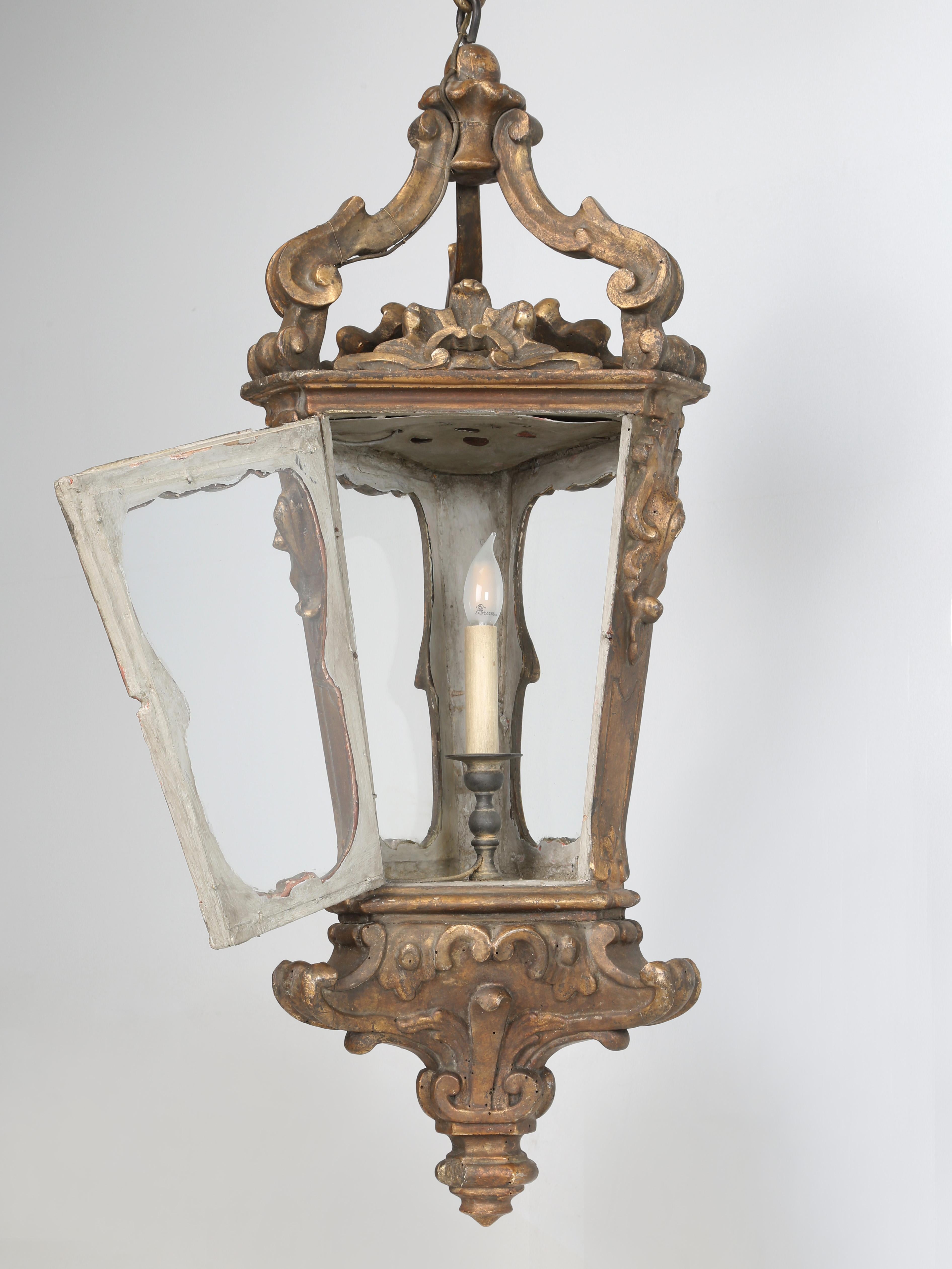Antique Italian Lantern Hand-Carved Wood Original Gilding Over 250-Years Old For Sale 10