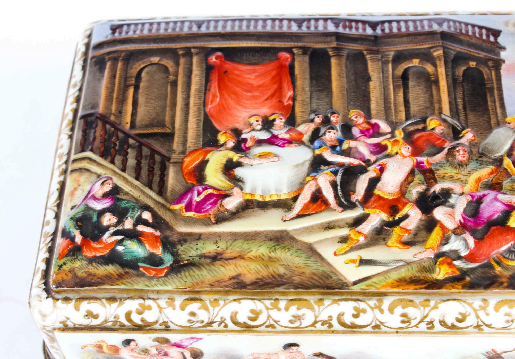 Antigua Arqueta de Mesa de Porcelana Italiana de Capodimonte, Siglo XIX en Excelente estado para la venta en London, GB