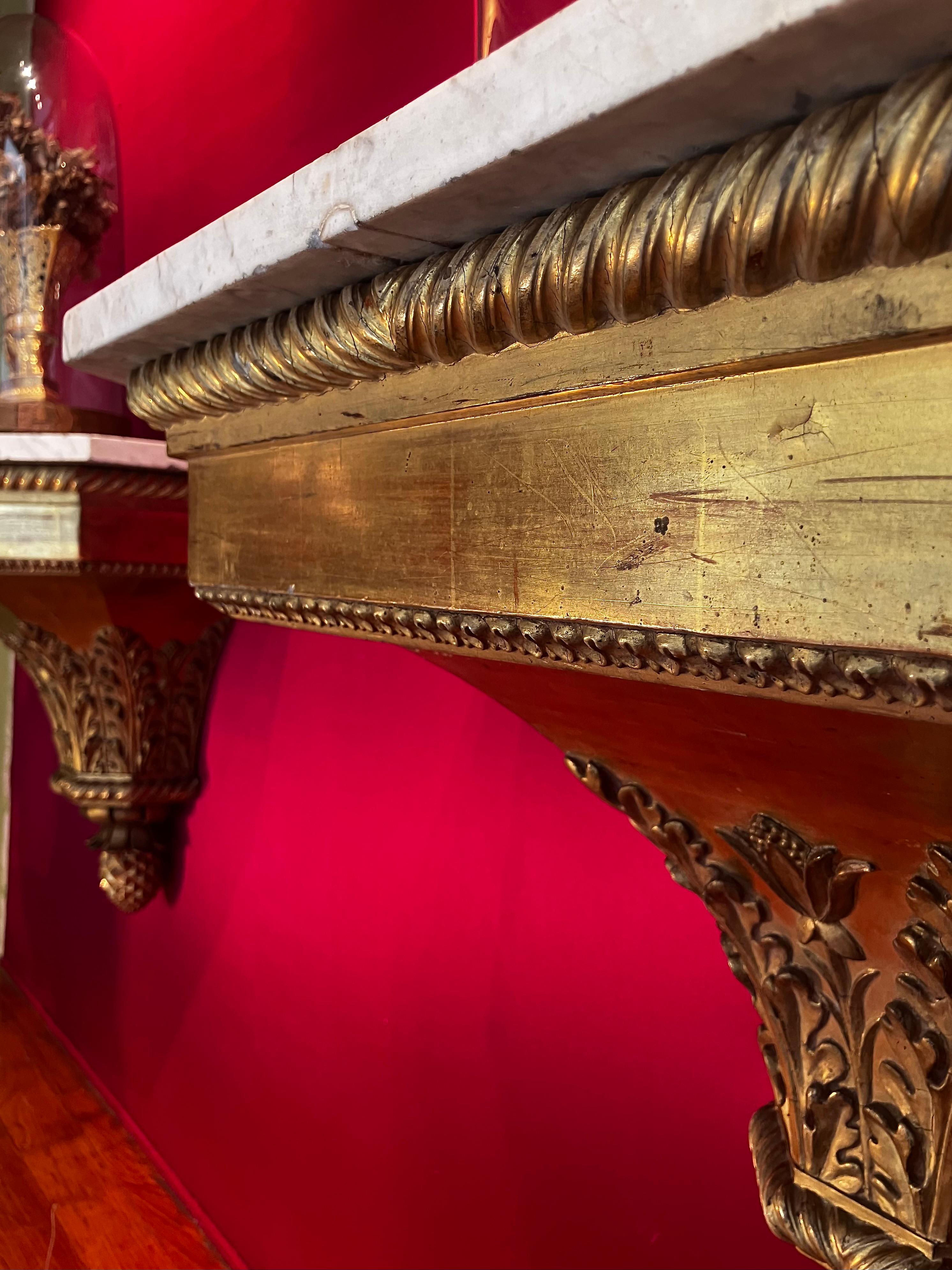 Antike italienische Louis XVI Hand geschnitzt und Giltwood Wand montiert Konsolen im Angebot 4