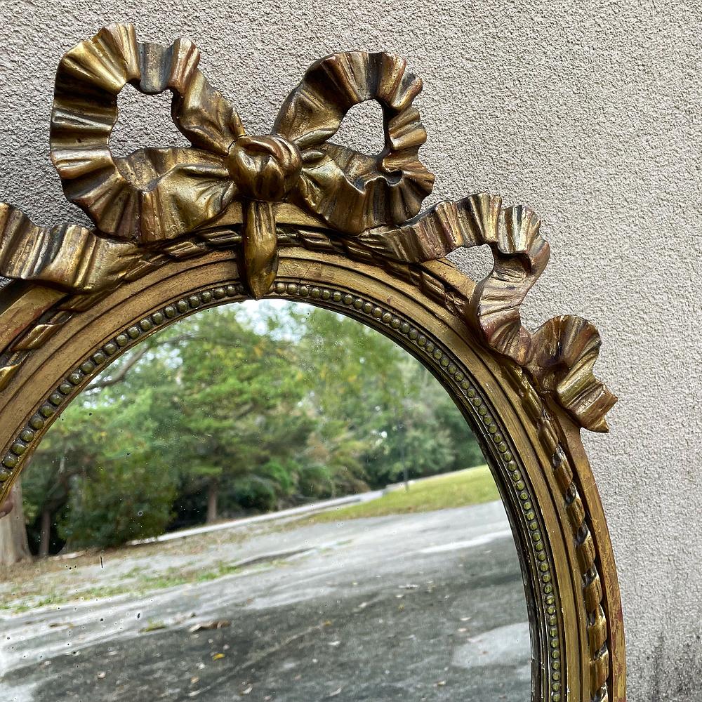 Antique Italian Louis XVI Oval Giltwood Powder Room Mirror For Sale 5