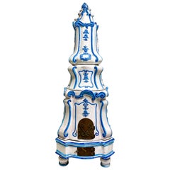 Ancienne armoire de salon italienne en majolique bleue et blanche en terre cuite