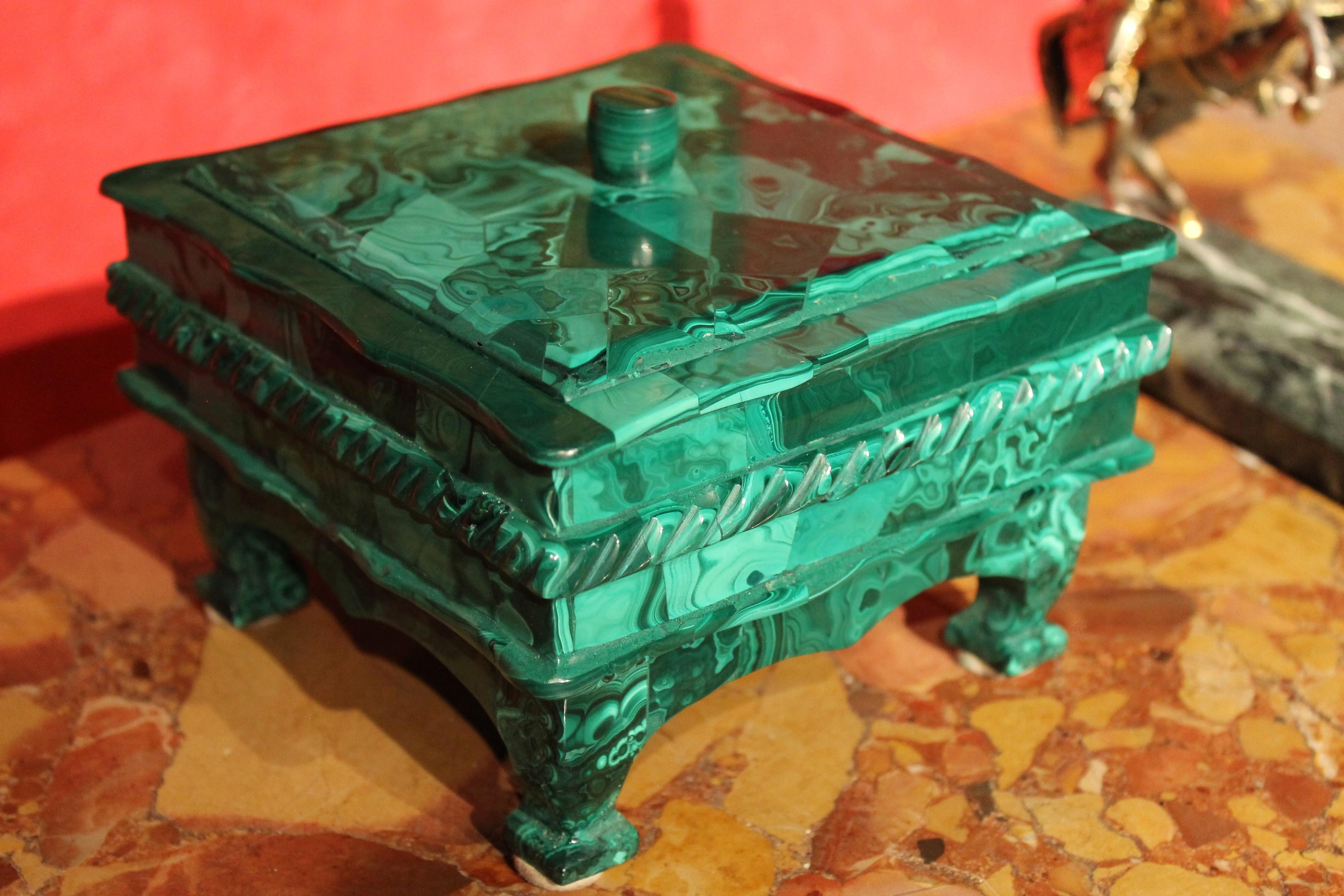 Antique Italian Malachite Hard Stone Lidded Trinket Box or Jewelry Casket  7