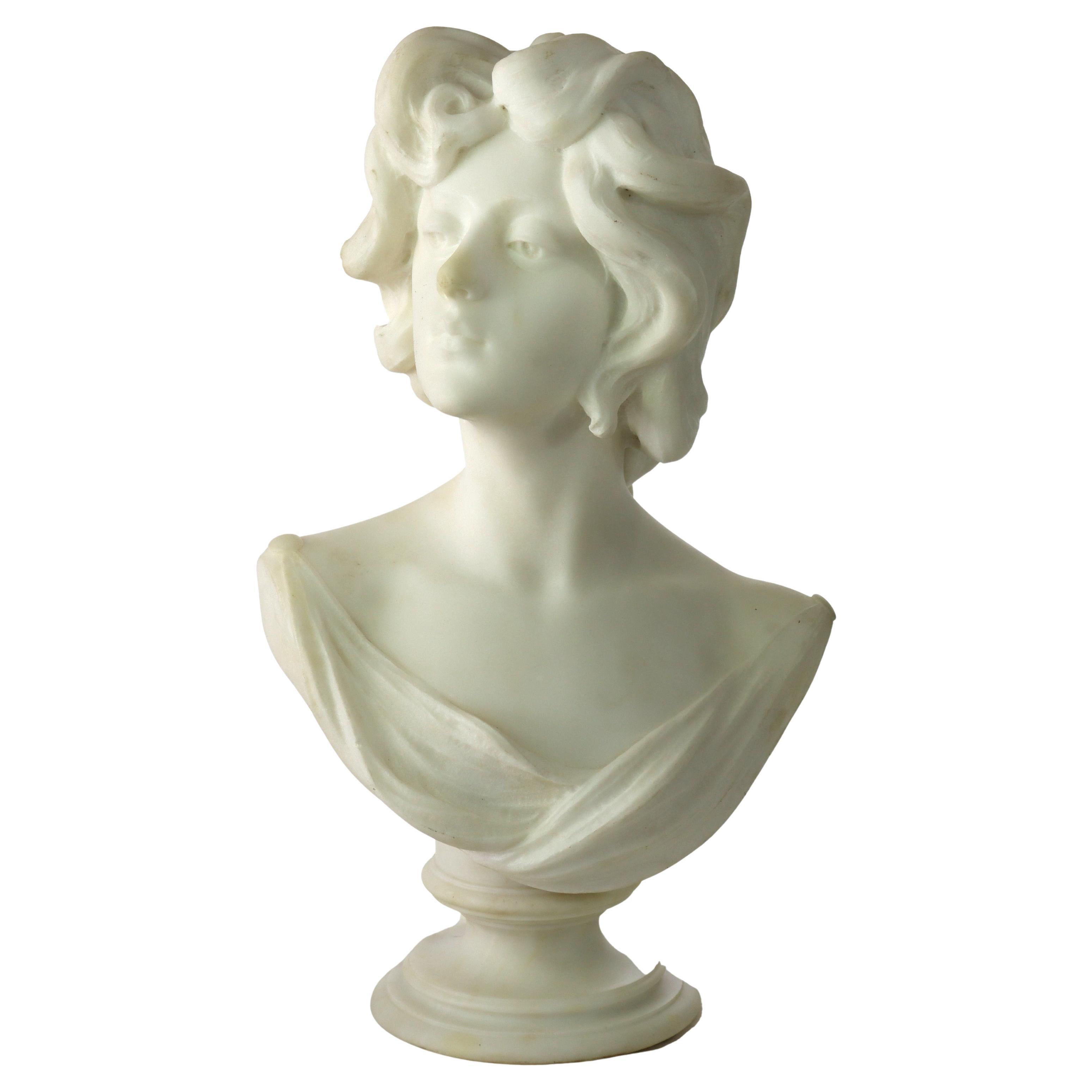 Antico busto di donna in marmo italiano firmato  A. Batacchi di Firenze C1890