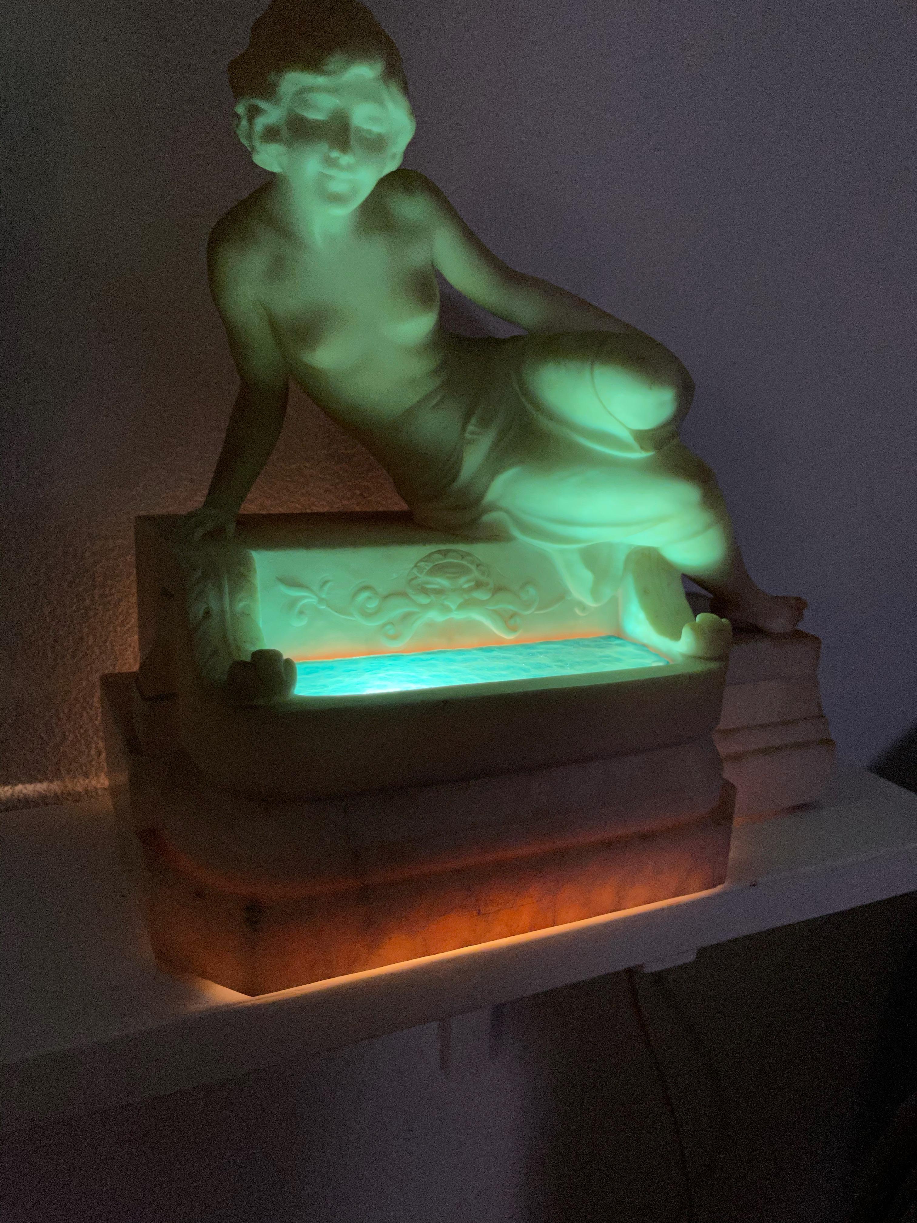 Antique Italian Marble Figure of a Female Nude by Emilio P. Fiaschi Table Lamp  8