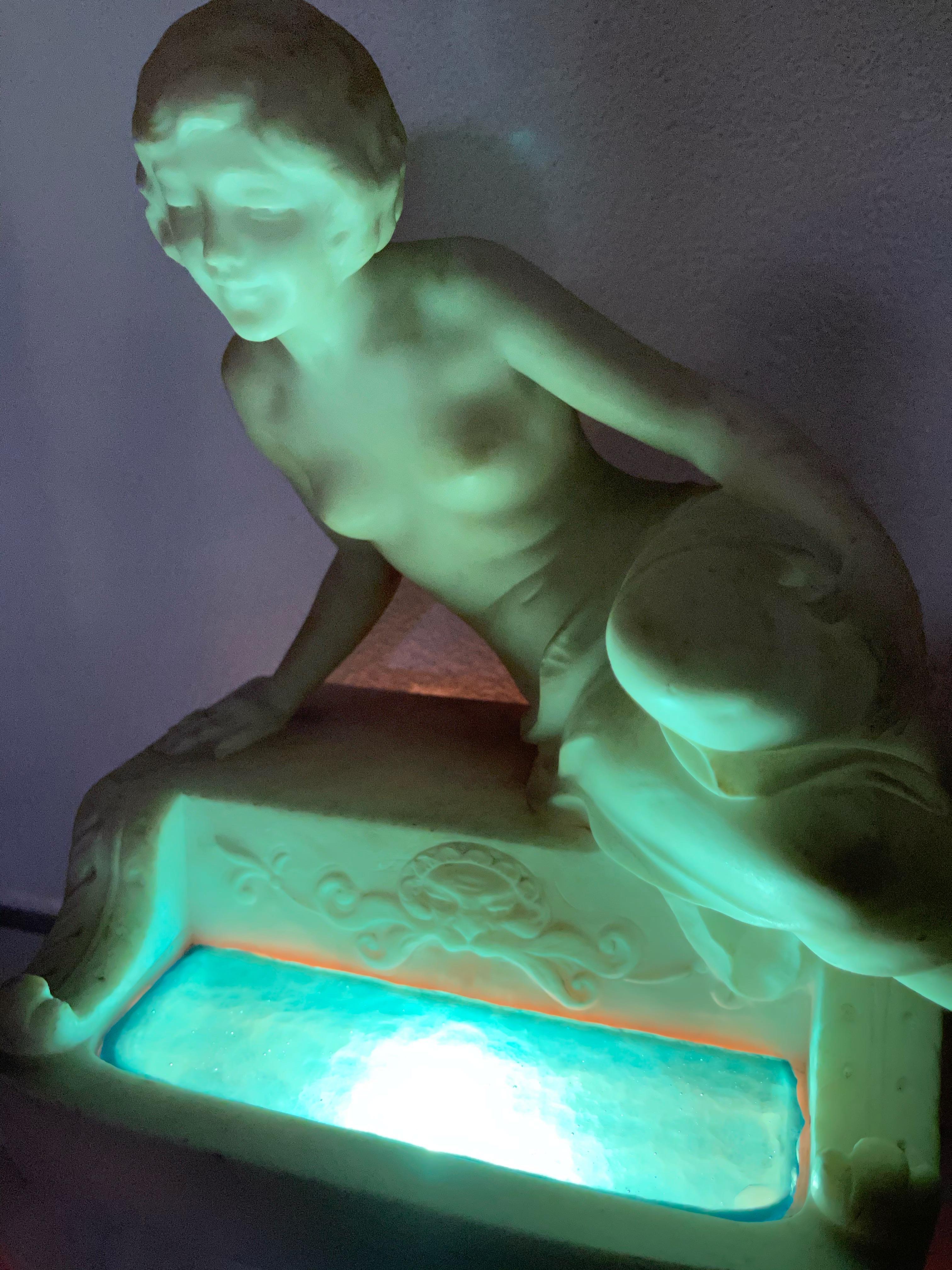 Antique Italian Marble Figure of a Female Nude by Emilio P. Fiaschi Table Lamp  9