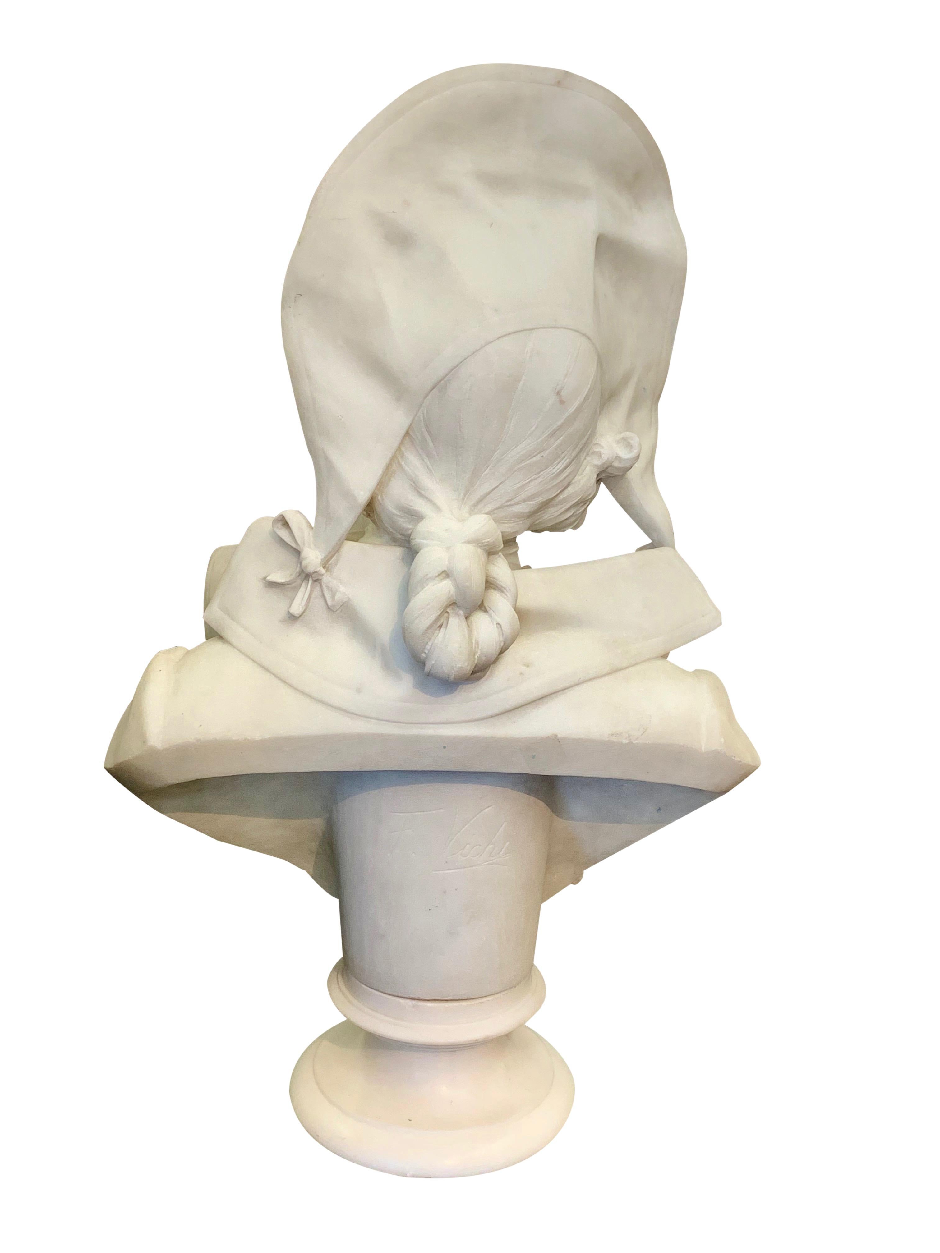 Antique Italian marble sculpture of a smiling lady by Ferdinando Vichi (Marmor)