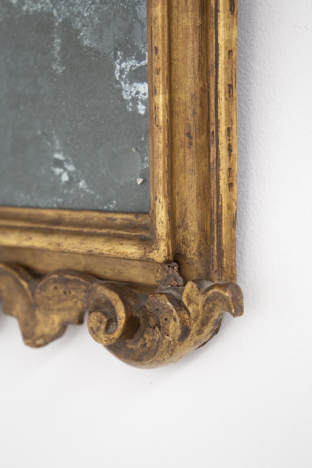 Antique Italian Mirror in Painted Golden Wood 1