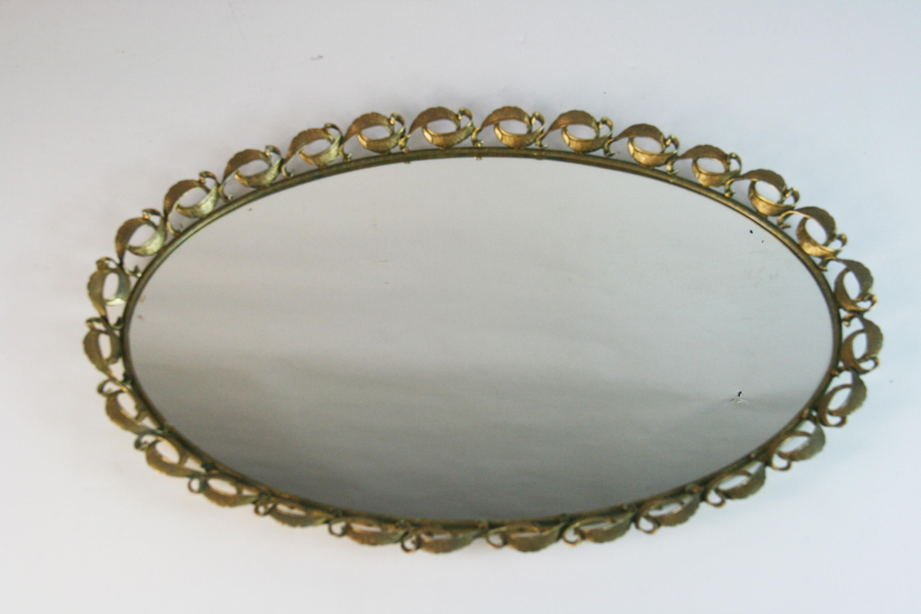Italiano antiguo    Espejado  Bandeja de tocador Circa 1940's en Bueno estado para la venta en Douglas Manor, NY
