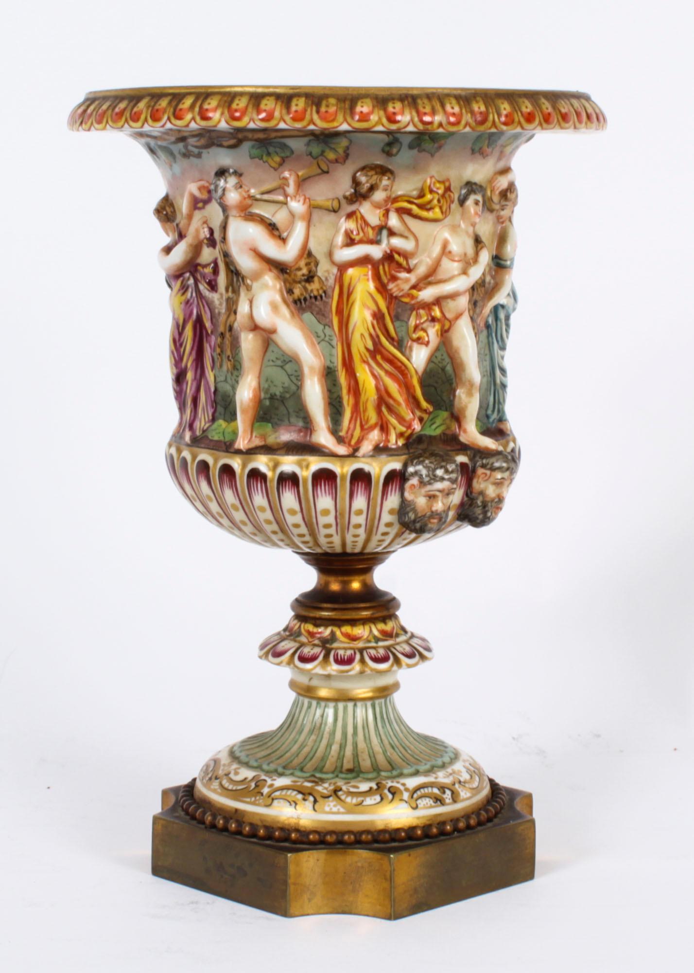 Antique Italian Naples Capodimonte Urn 19th Century For Sale 4