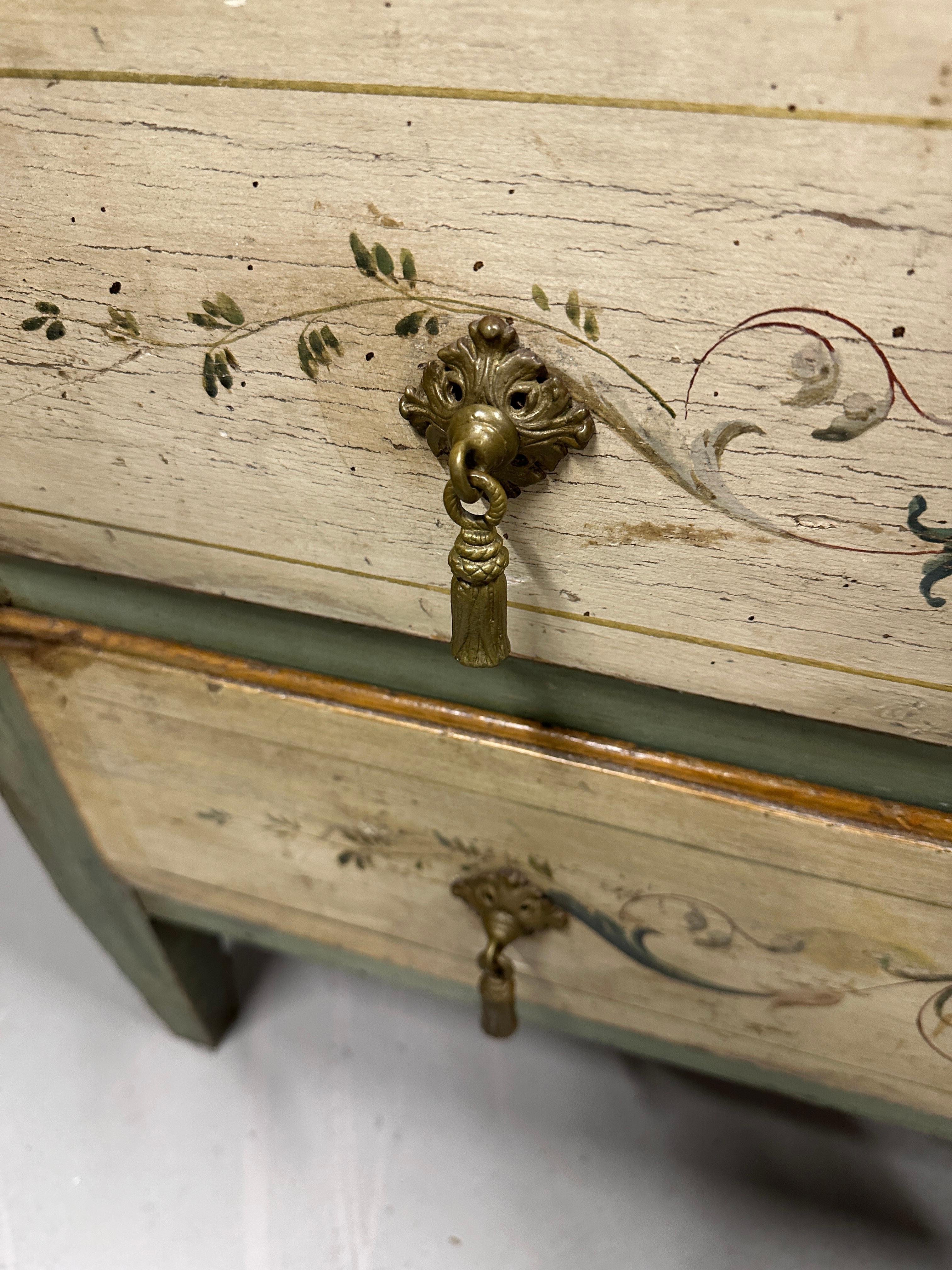 Antique Italian Neoclassical 18th Century Slant Front Desk For Sale 1