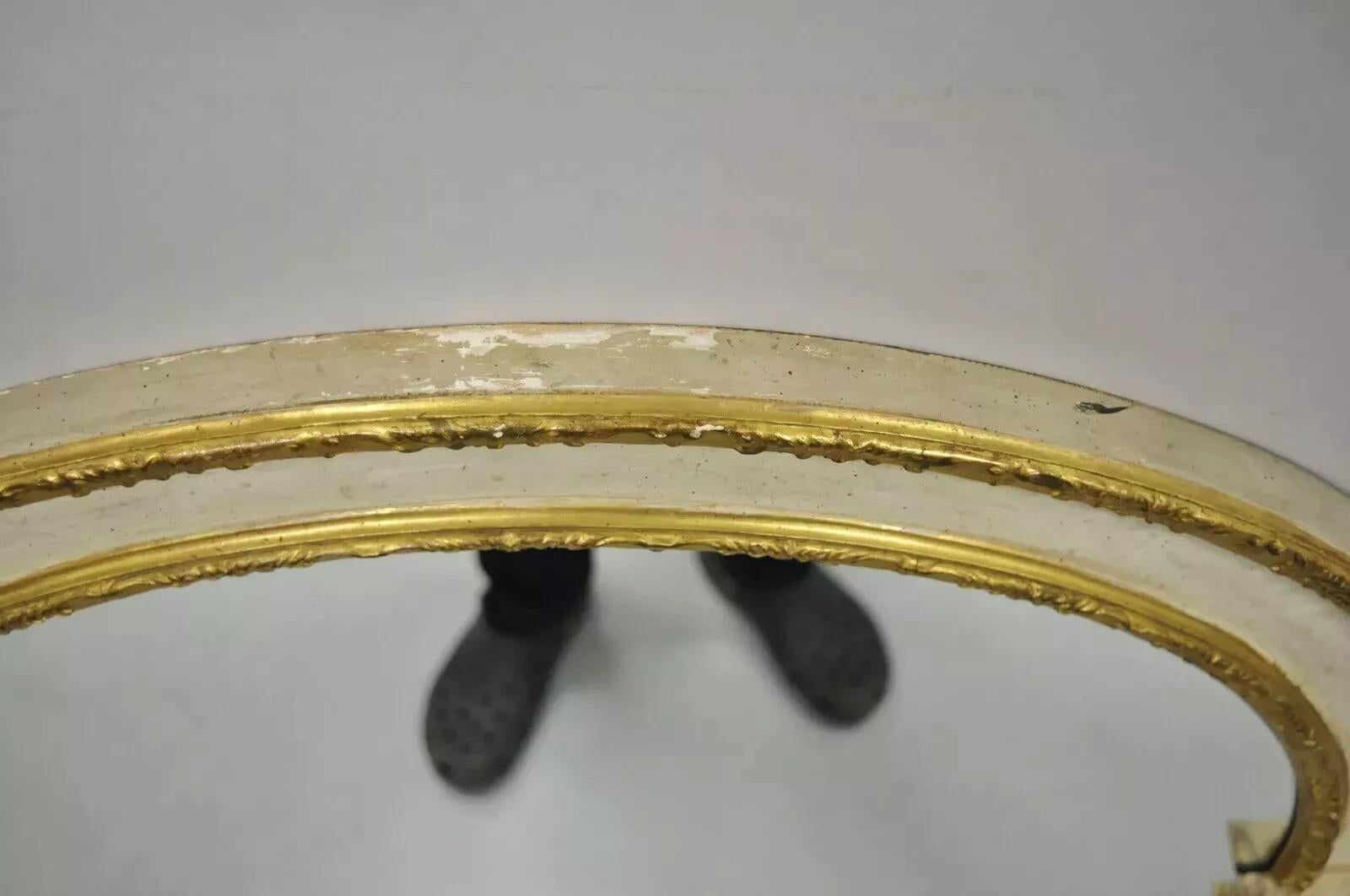 Antike italienische neoklassische geschnitzt Gold Giltwood gewölbt großen Wandspiegel im Angebot 2