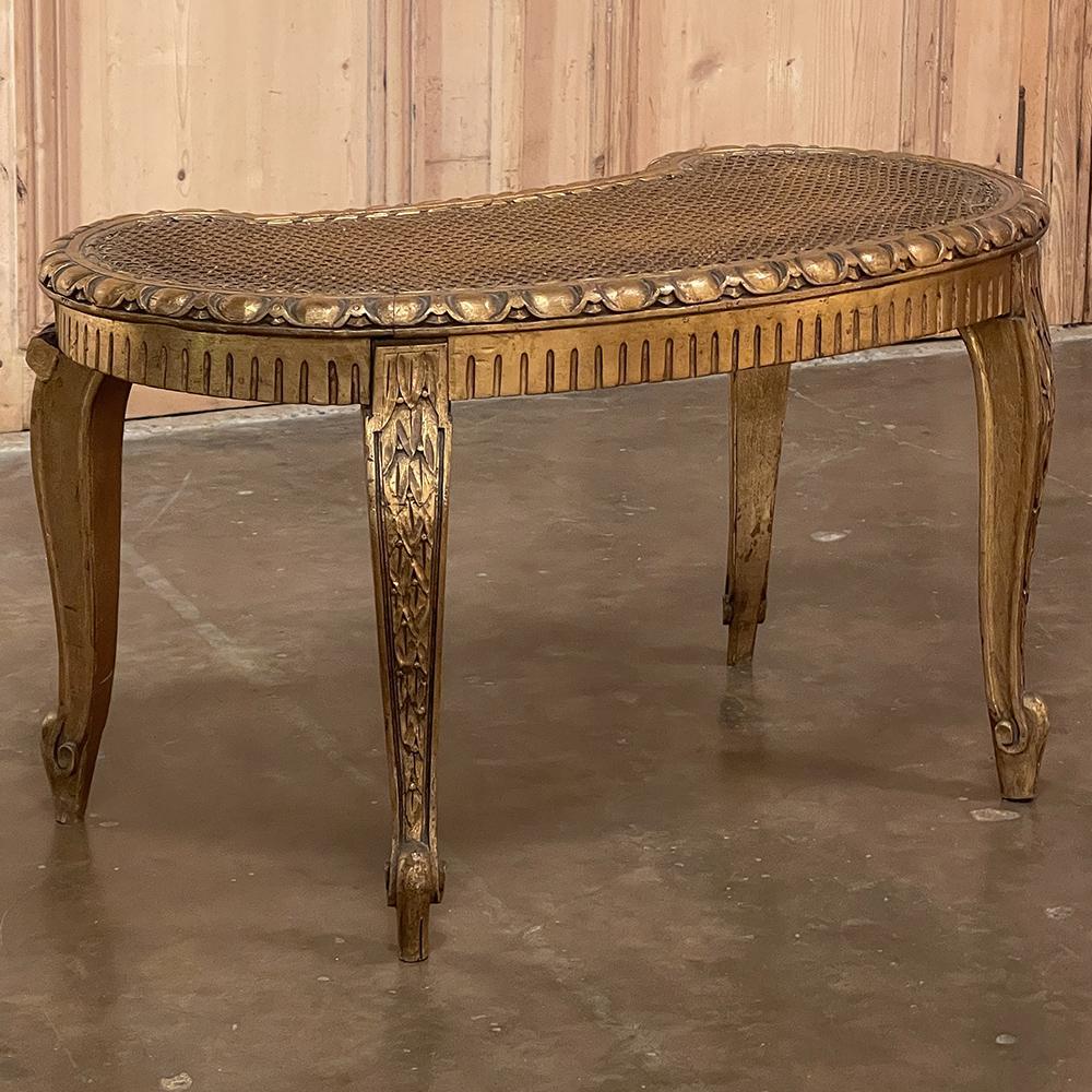 Antique Italian Neoclassical Giltwood & Caned Vanity Bench In Good Condition For Sale In Dallas, TX