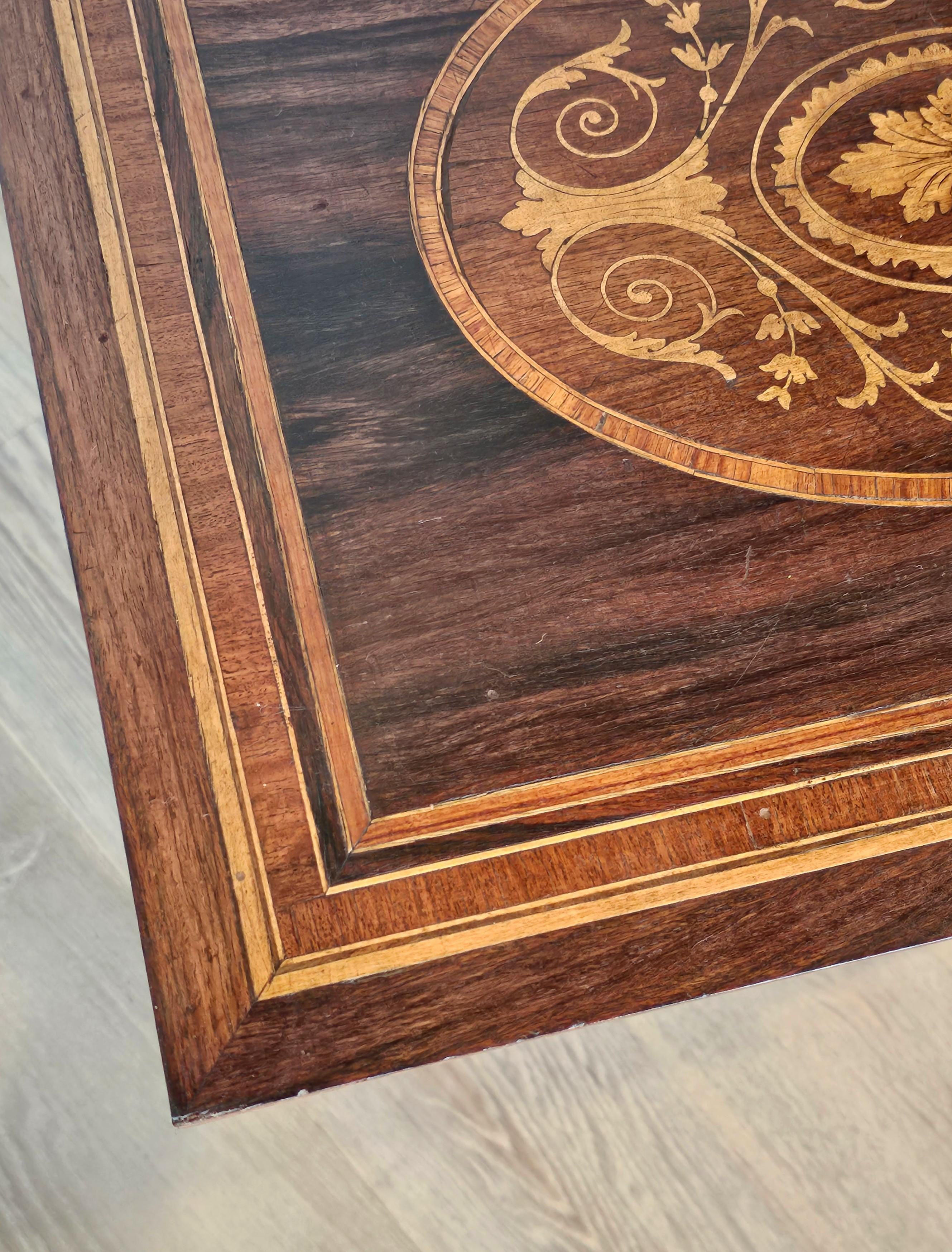 Wood Antique Italian Neoclassical Giuseppe Maggiolini Inlaid Side Table 