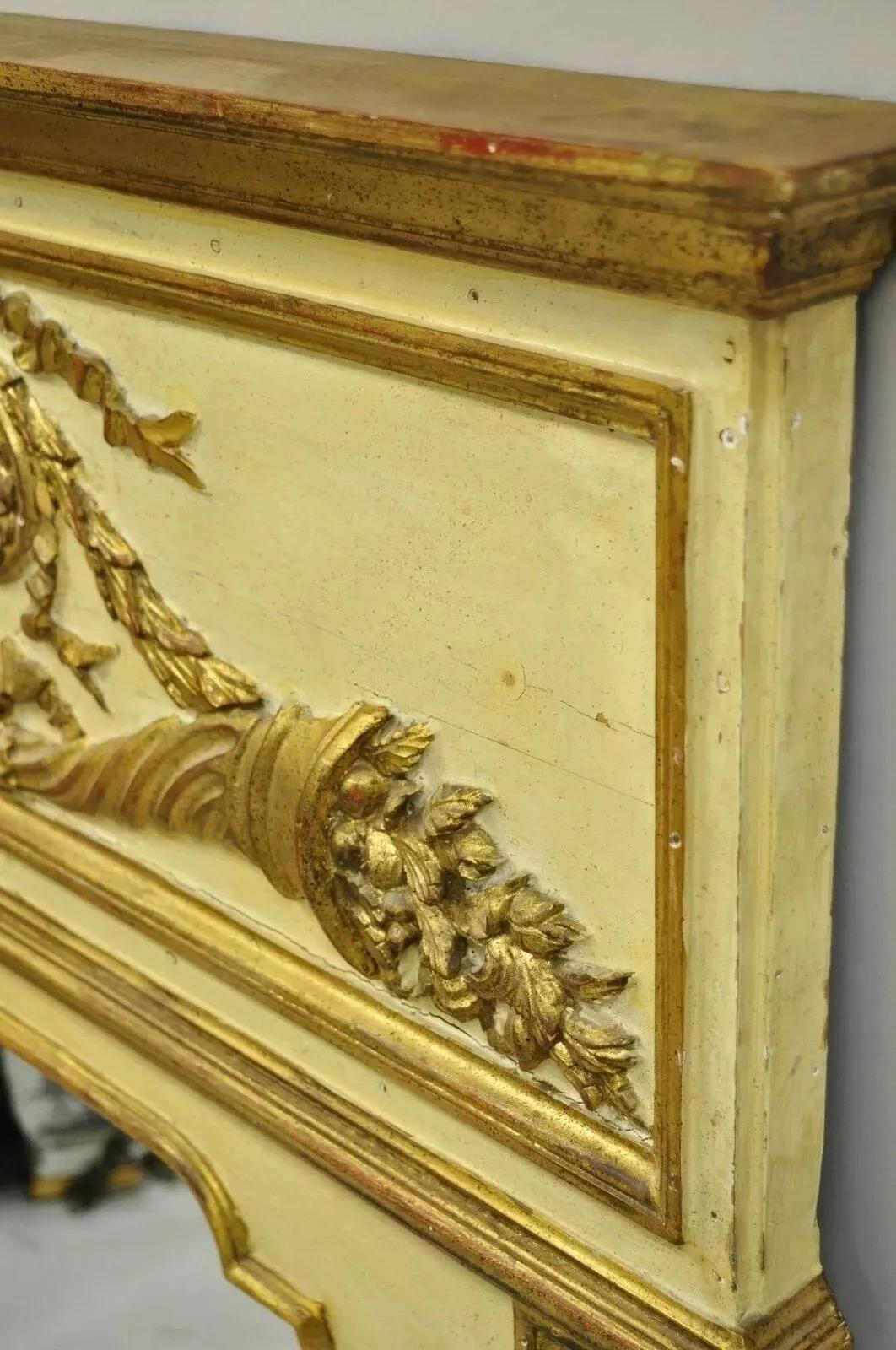Antique Italian Neoclassical Gold Giltwood Large 58x40 Trumeau Wall Mirror For Sale 3