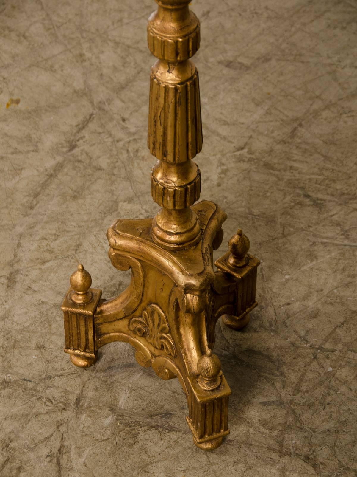 Antique Italian Neoclassical Gold Leafed Candlestick from Italy, circa 1885 For Sale 1