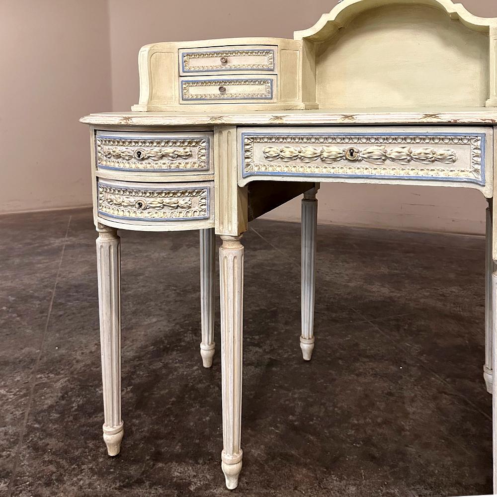 Ancienne vanité italienne néoclassique peinte en forme de rein ~ Commode en vente 6