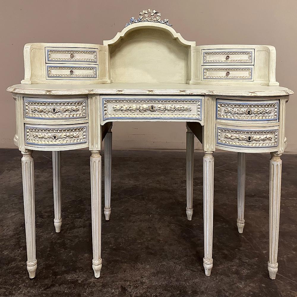 Sculpté à la main Ancienne vanité italienne néoclassique peinte en forme de rein ~ Commode en vente