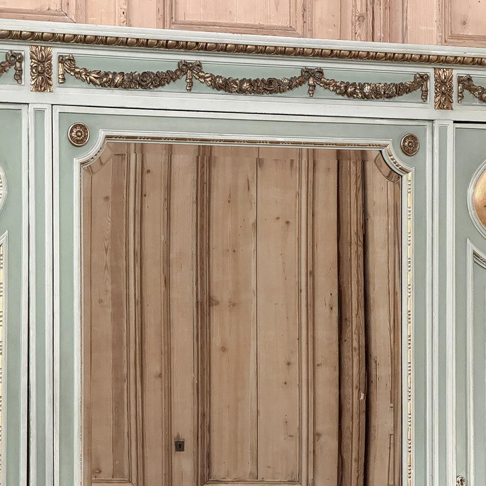 Specchio Antico armadio triplo dipinto in stile neoclassico italiano