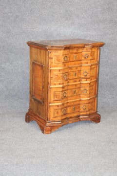 Antique Italian Olivewood Radio Cabinet or Minibar Liquor Cabinet, Circa 1930