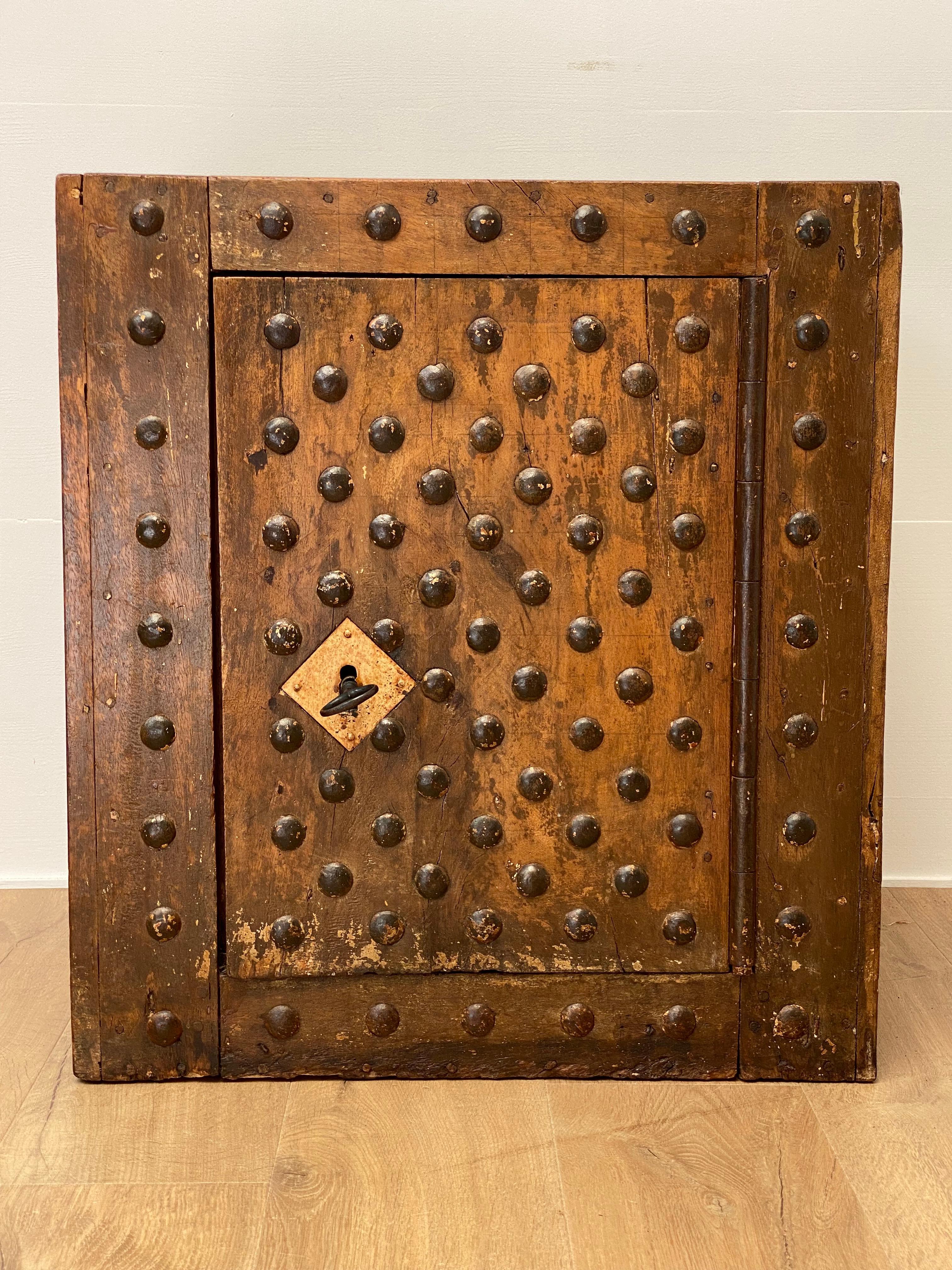 Forged Antique Italian One Door Safe For Sale