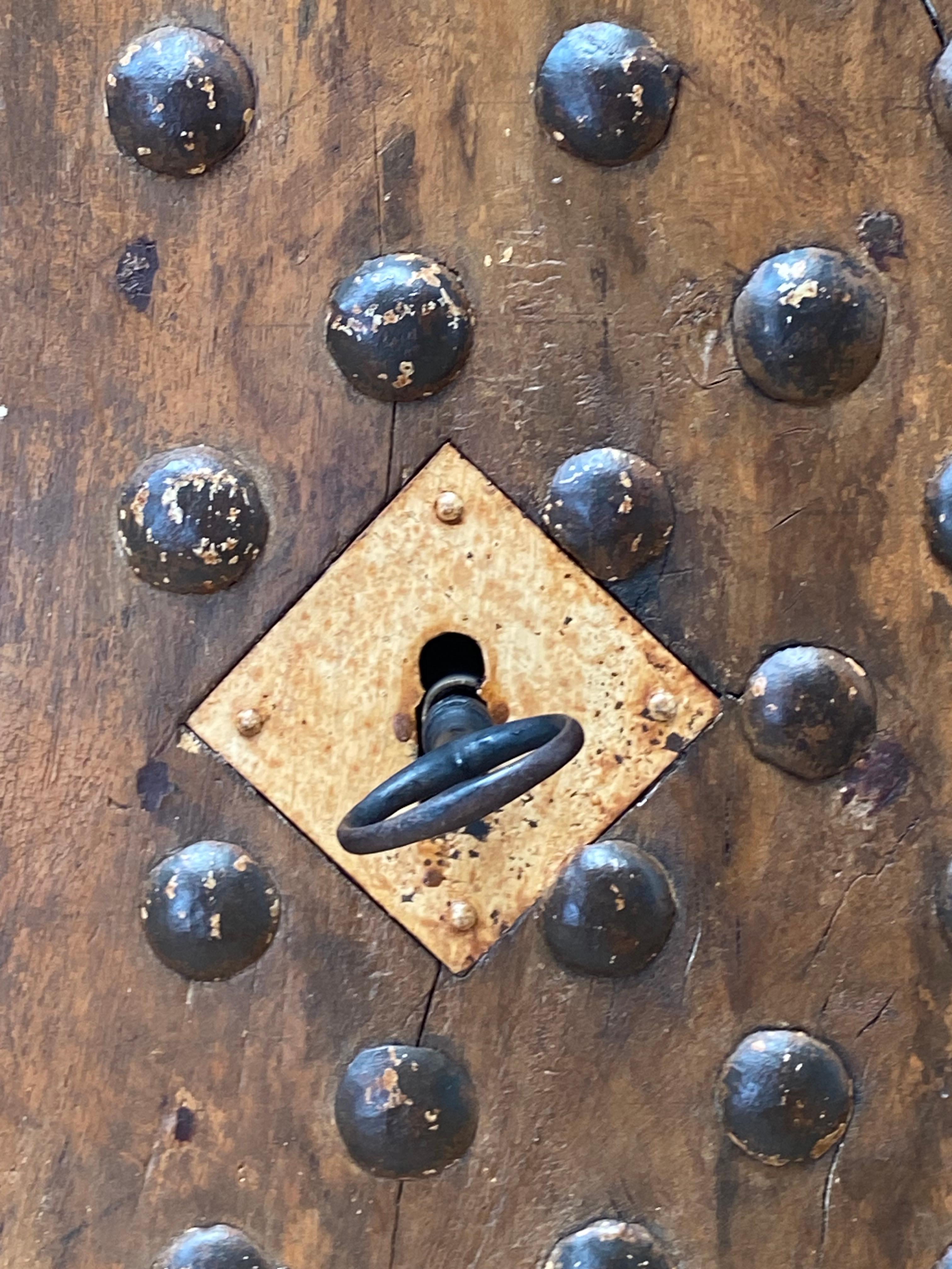 Antiker italienischer Safe mit einer Tür (Eisen) im Angebot