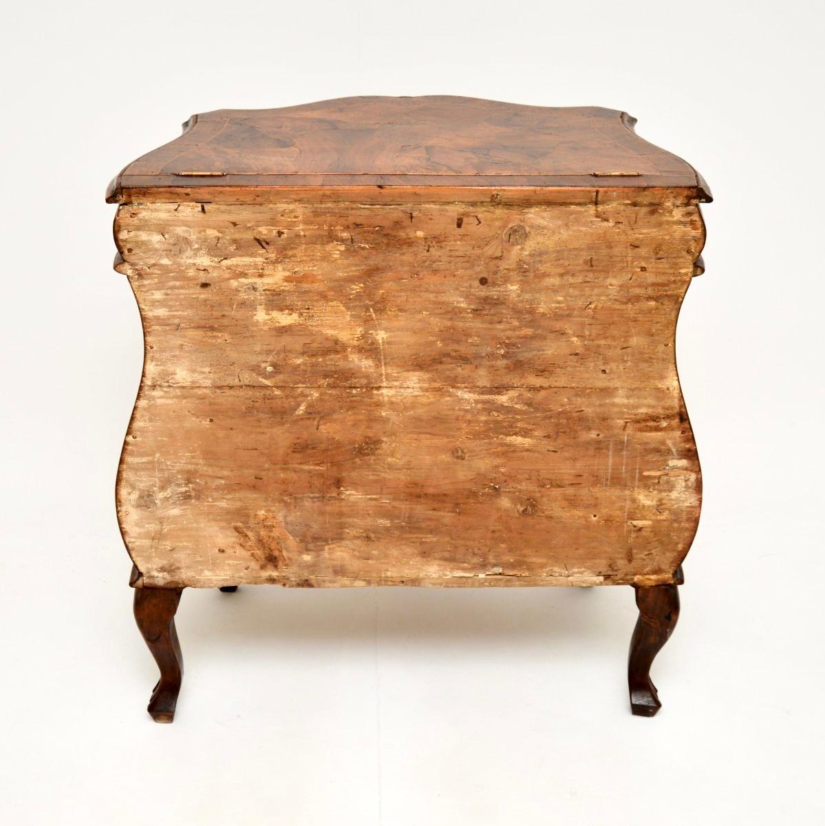 Antique Italian Oyster Veneer Bombe Cabinet For Sale 6