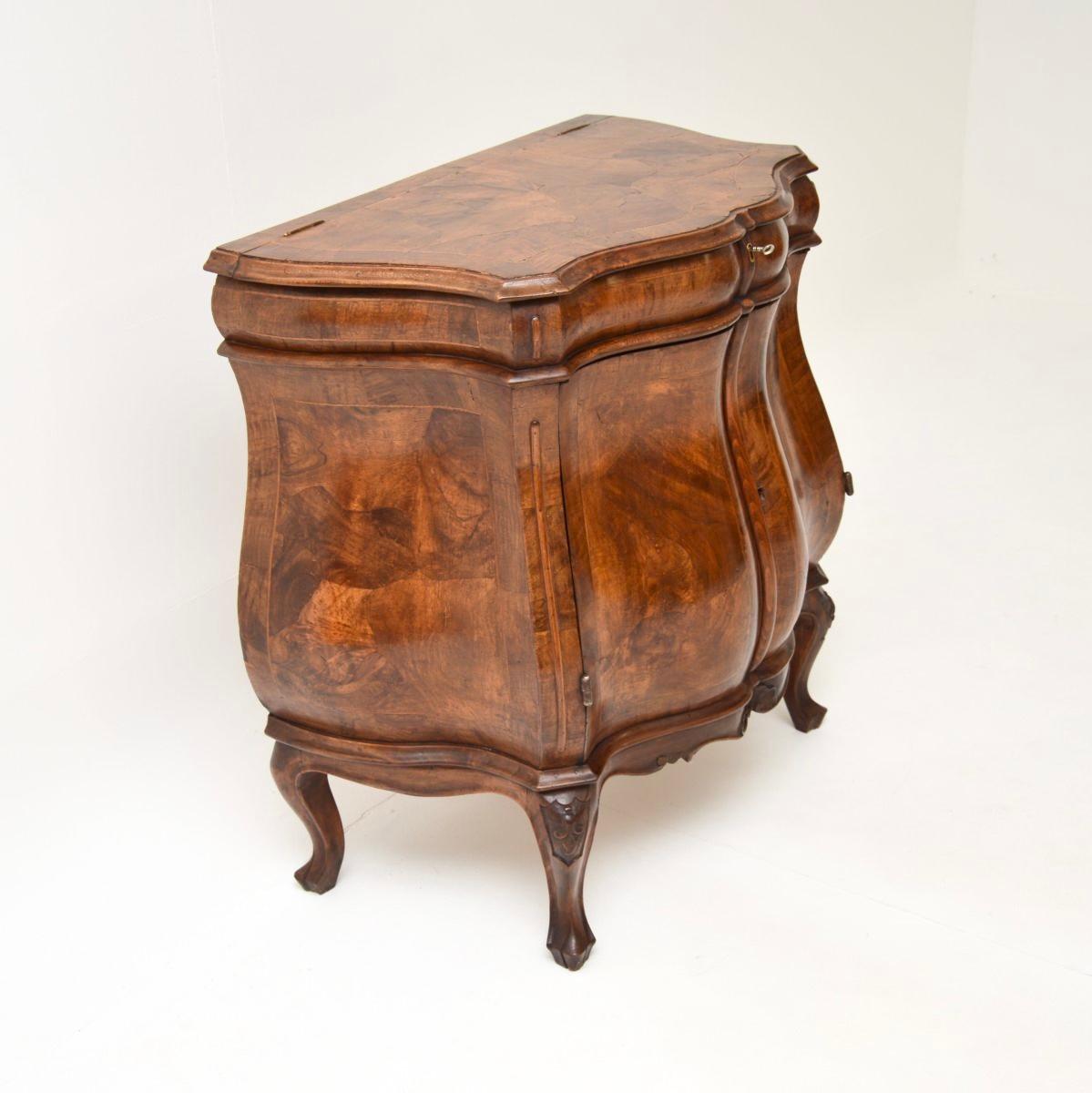 Antique Italian Oyster Veneer Bombe Cabinet For Sale 1