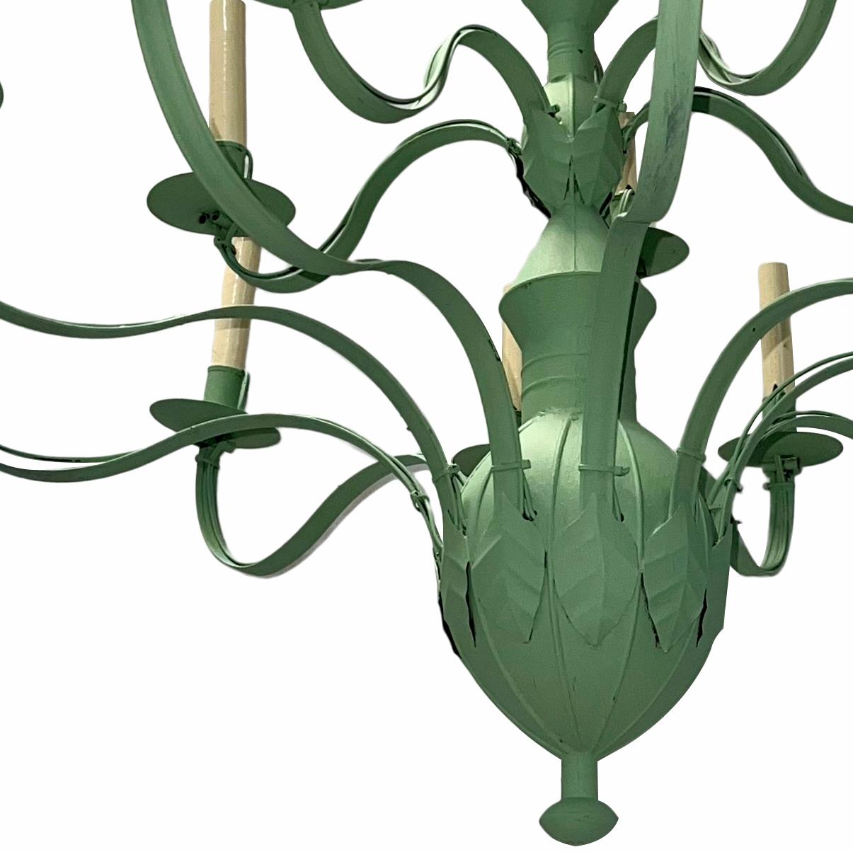 A circa 1920's Italian painted tole chandelier with 15 lights.

Measurements:
diameter: 33