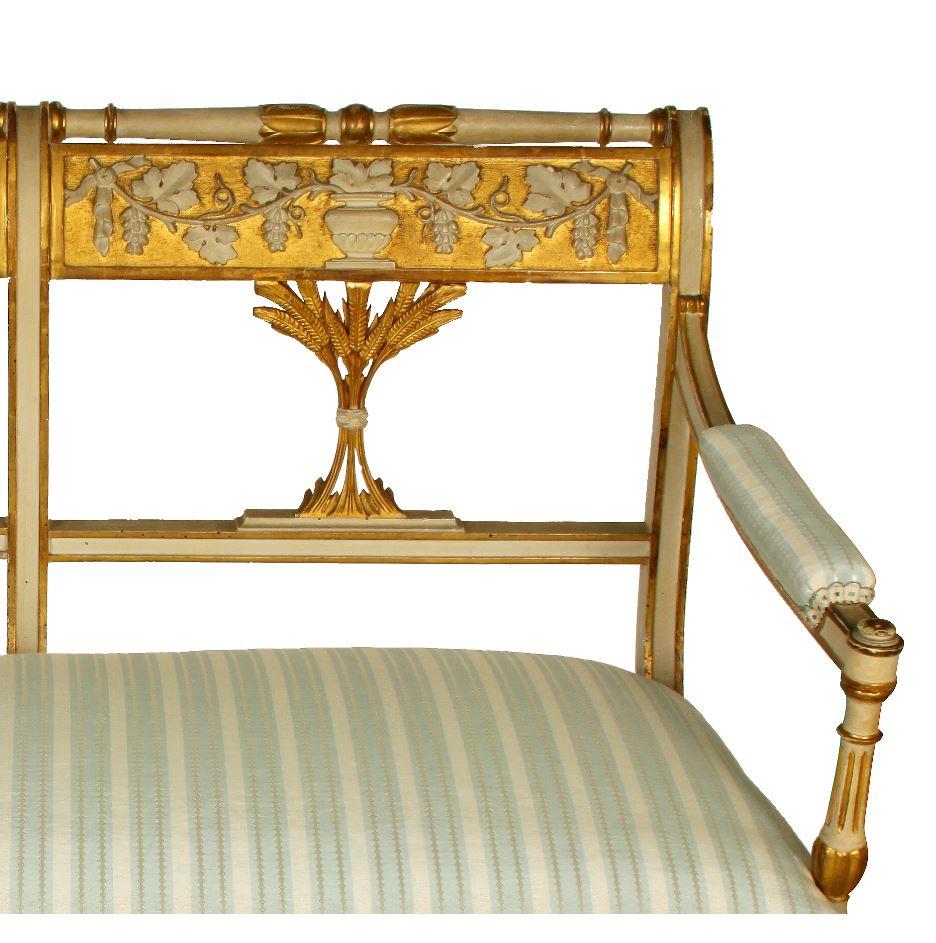 Antique Italian Painted Gilt Settee In Good Condition In Locust Valley, NY