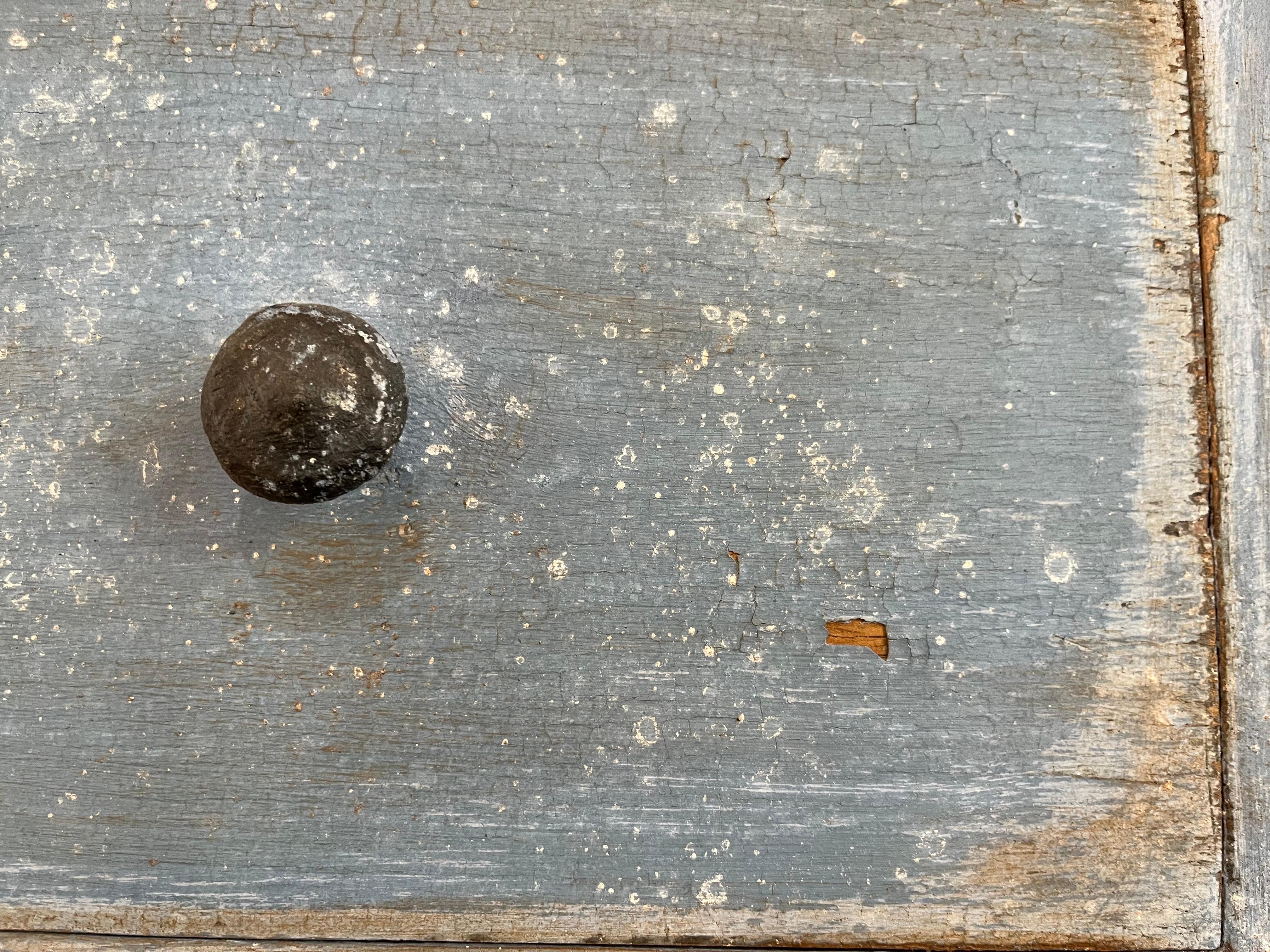 Ancienne armoire italienne en chêne peint / Apothicaire / Armoire de cuisine en vente 7