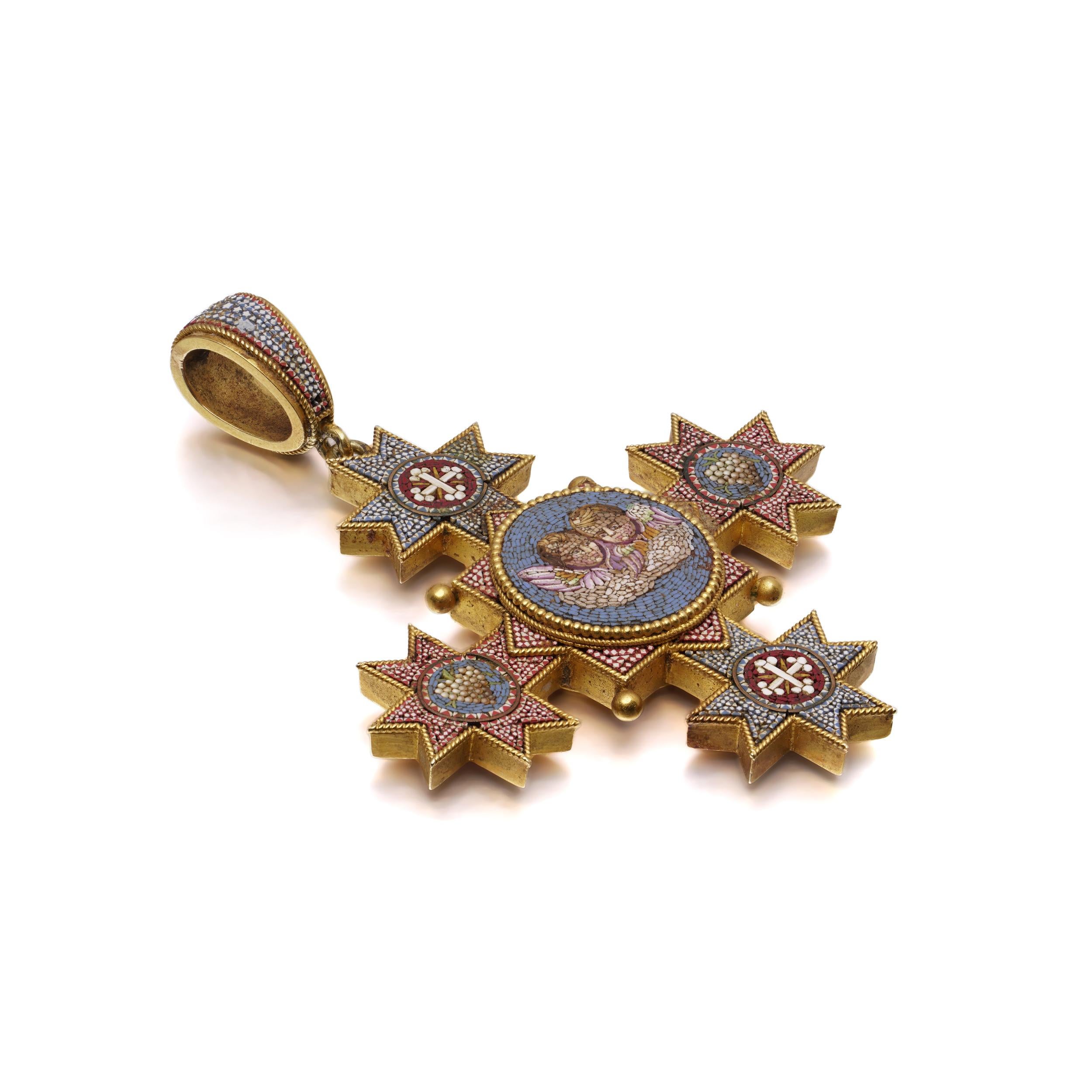 Antique Italian Papal 22K Gold Micro Mosaic Cross Pendant, 1850 - 1860s en vente 2