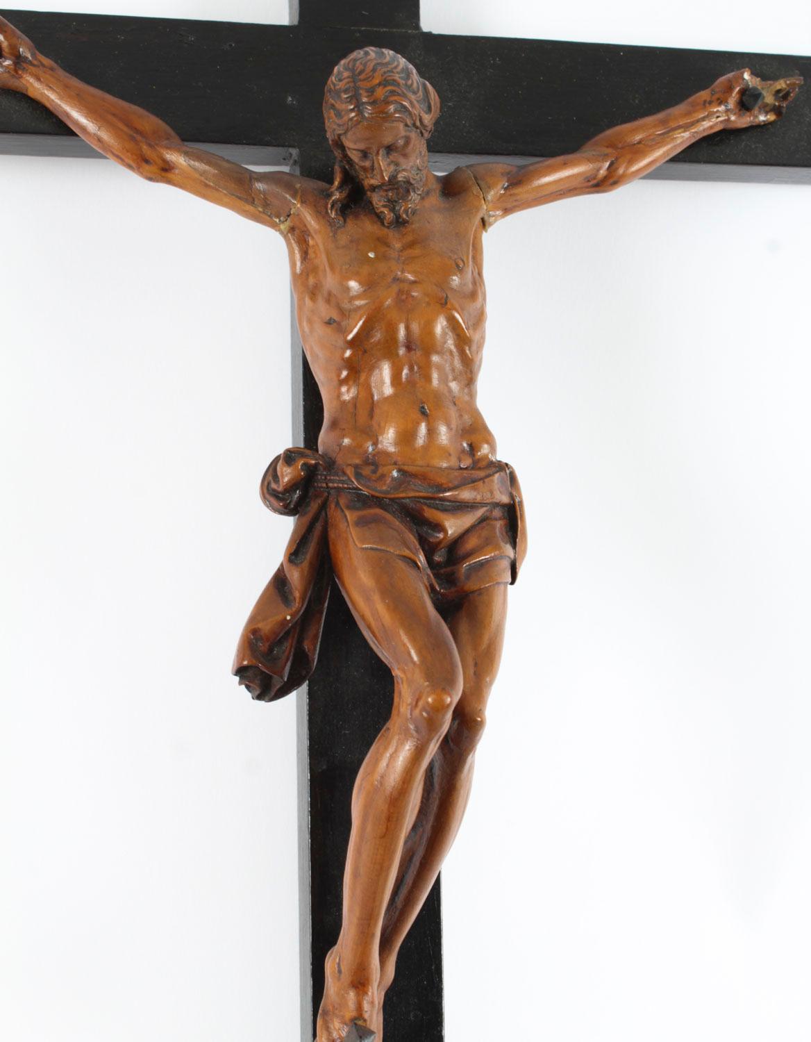 Antique Italian Patinated Box-Wood Corpus Christi Altar Cross 17th Century 1