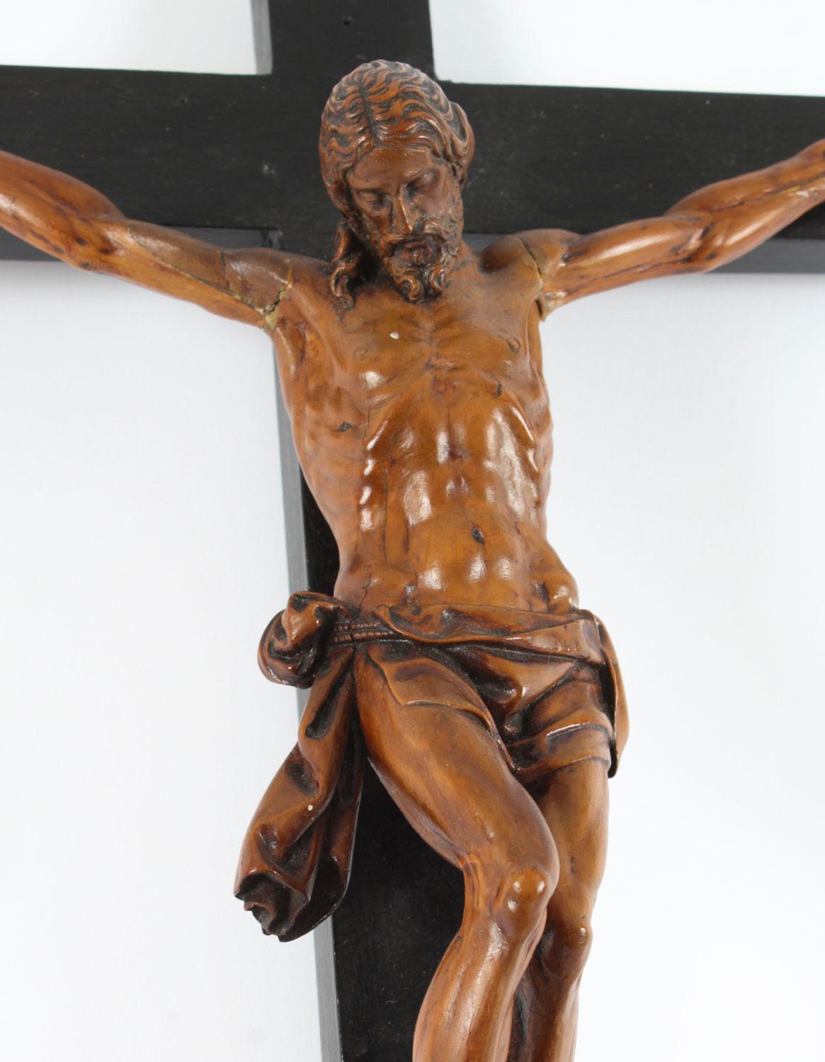 Antique Italian Patinated Box-Wood Corpus Christi Altar Cross 17th Century 3