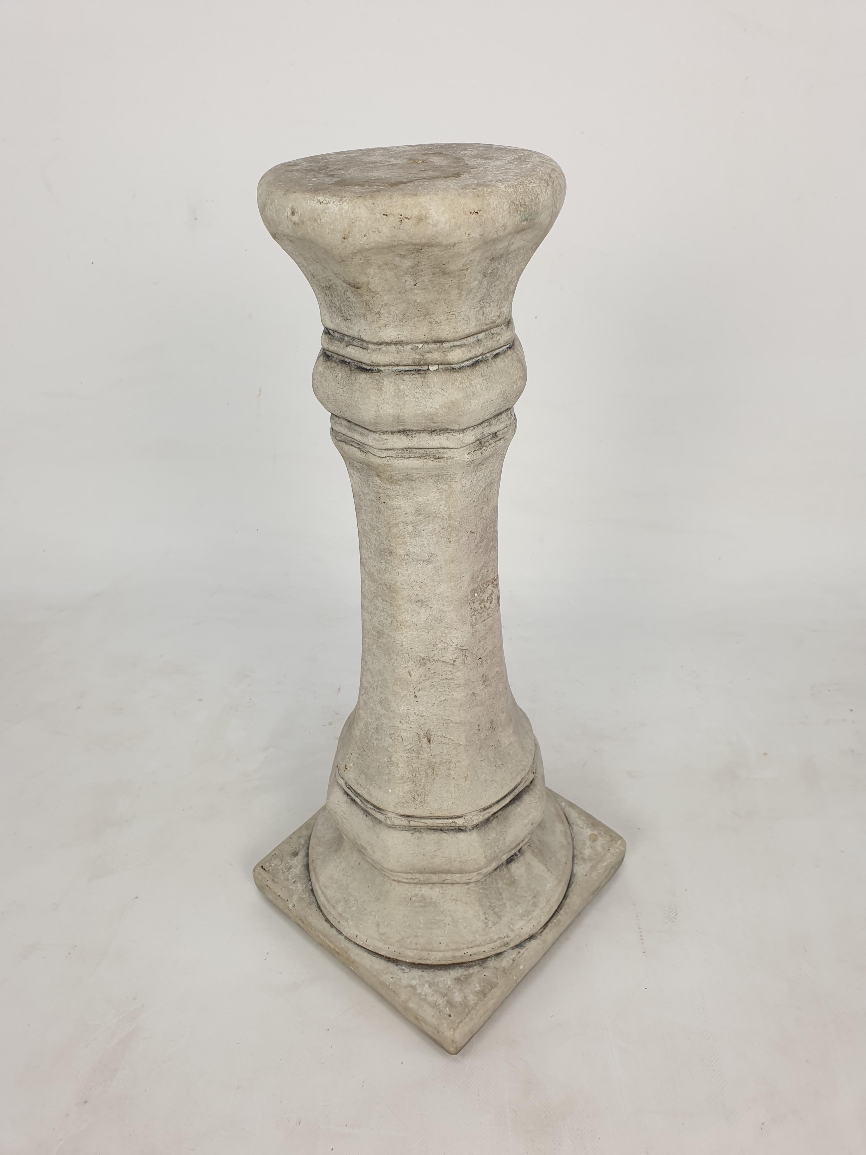 Antique Italian Pedestal, 19th Century In Fair Condition For Sale In Oud Beijerland, NL