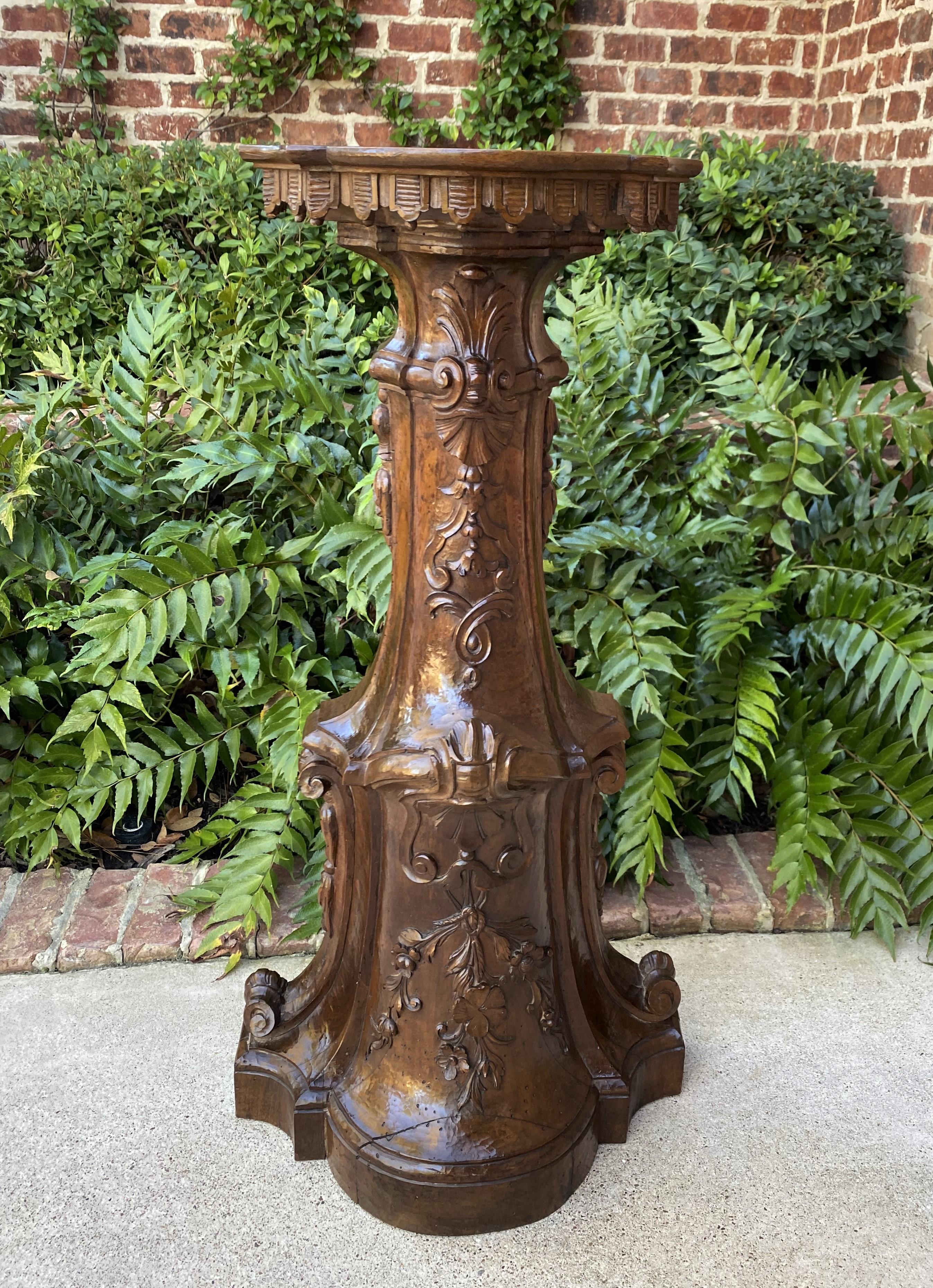 Antique Italian Pedestal Plant Stand Display Table Walnut Baroque Book Rest In Good Condition For Sale In Tyler, TX