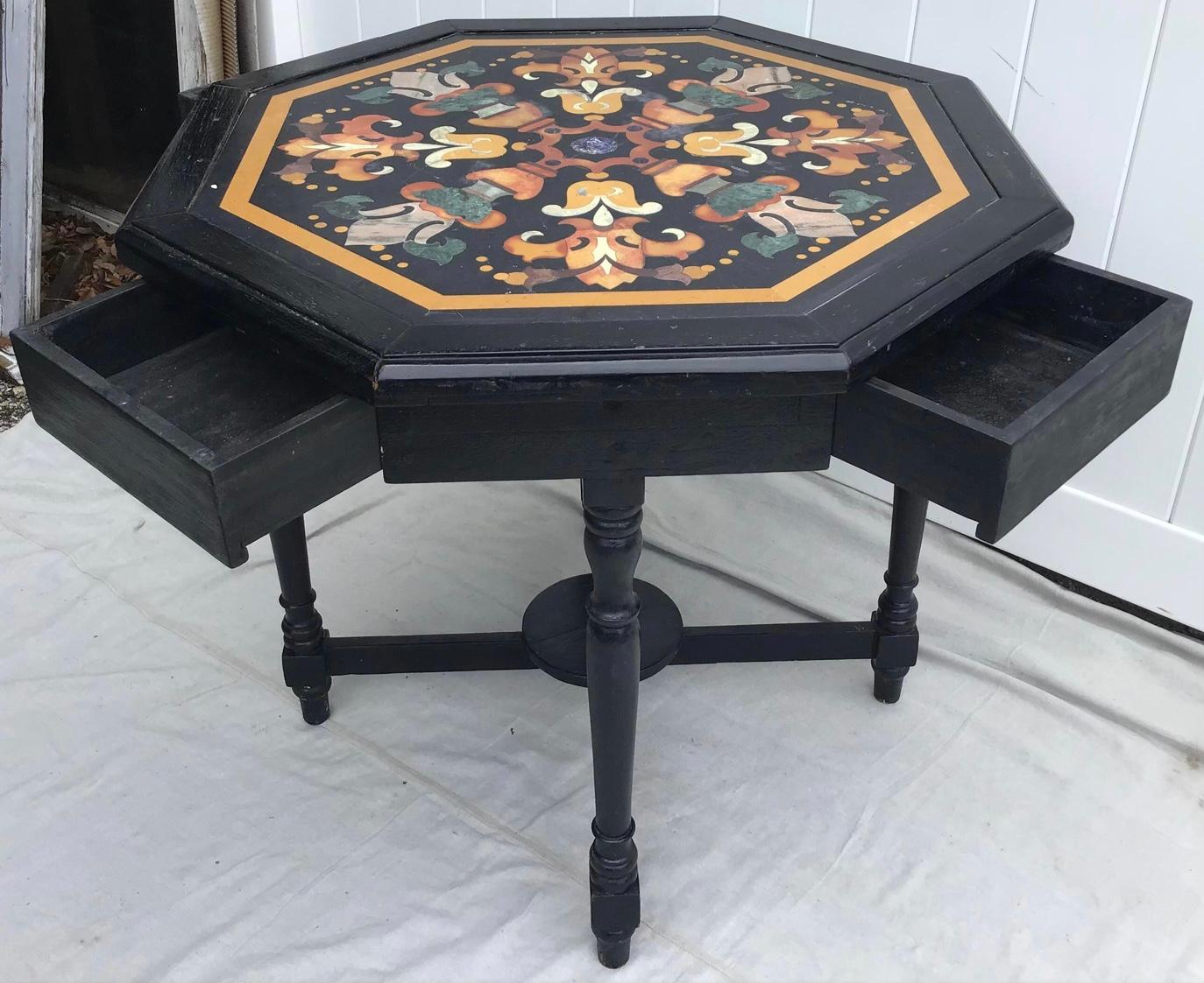 Antique Italian Pietra Dura Octagonal Center Table In Good Condition For Sale In Bradenton, FL