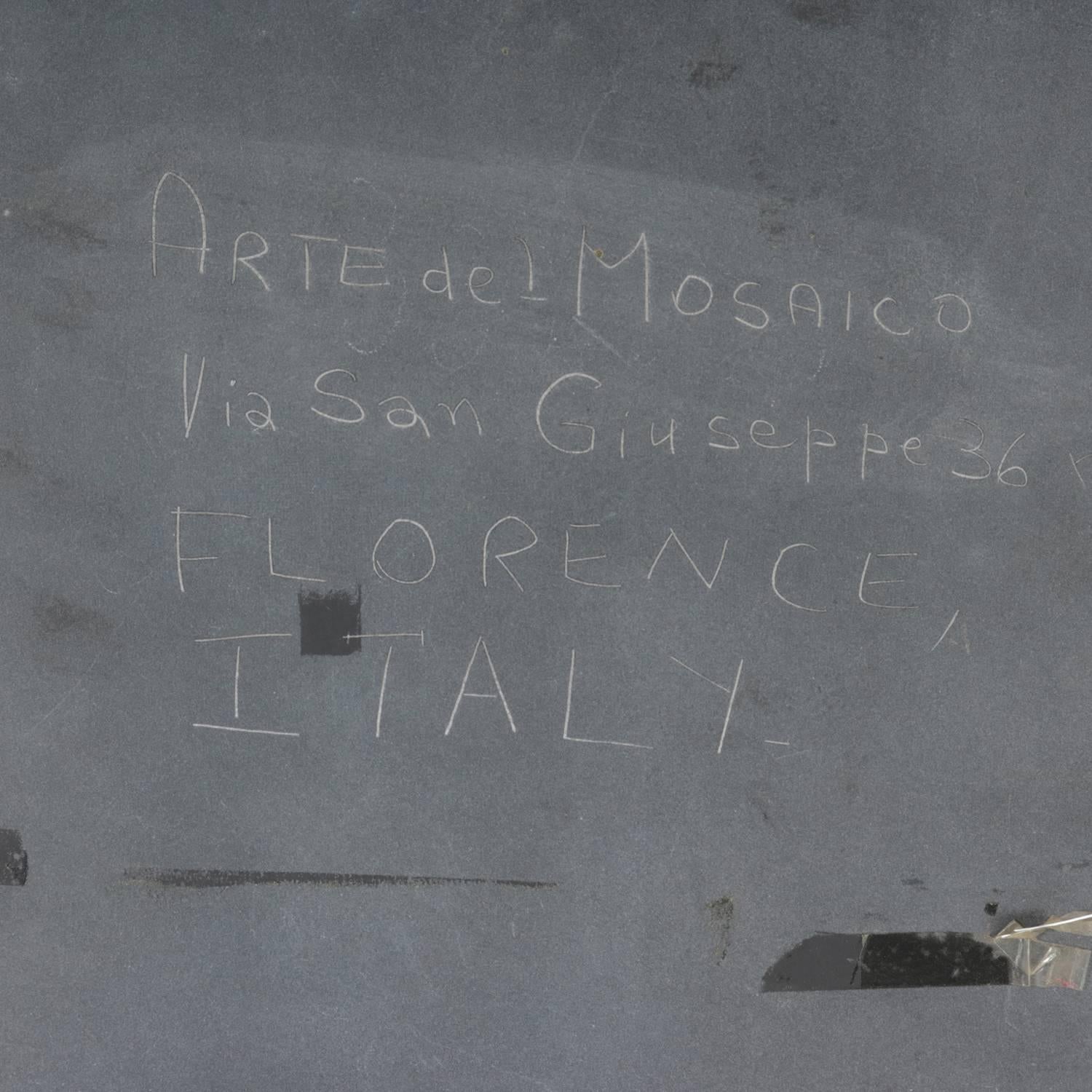 Antike italienische Pietra Dura-Porträtplakette von Mann und Wein, signiert G. Fabbri, signiert 1