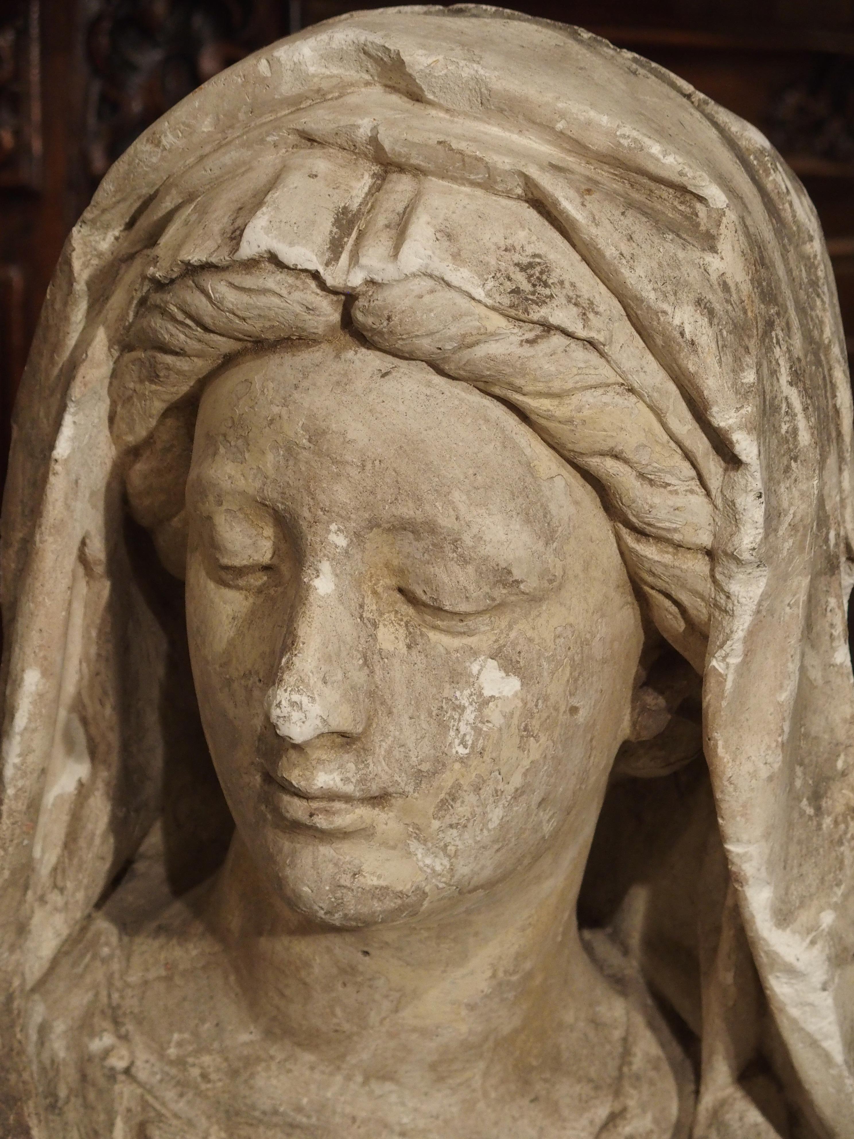 Antique Italian Plaster Bust of a Woman, circa 1890 In Good Condition In Dallas, TX