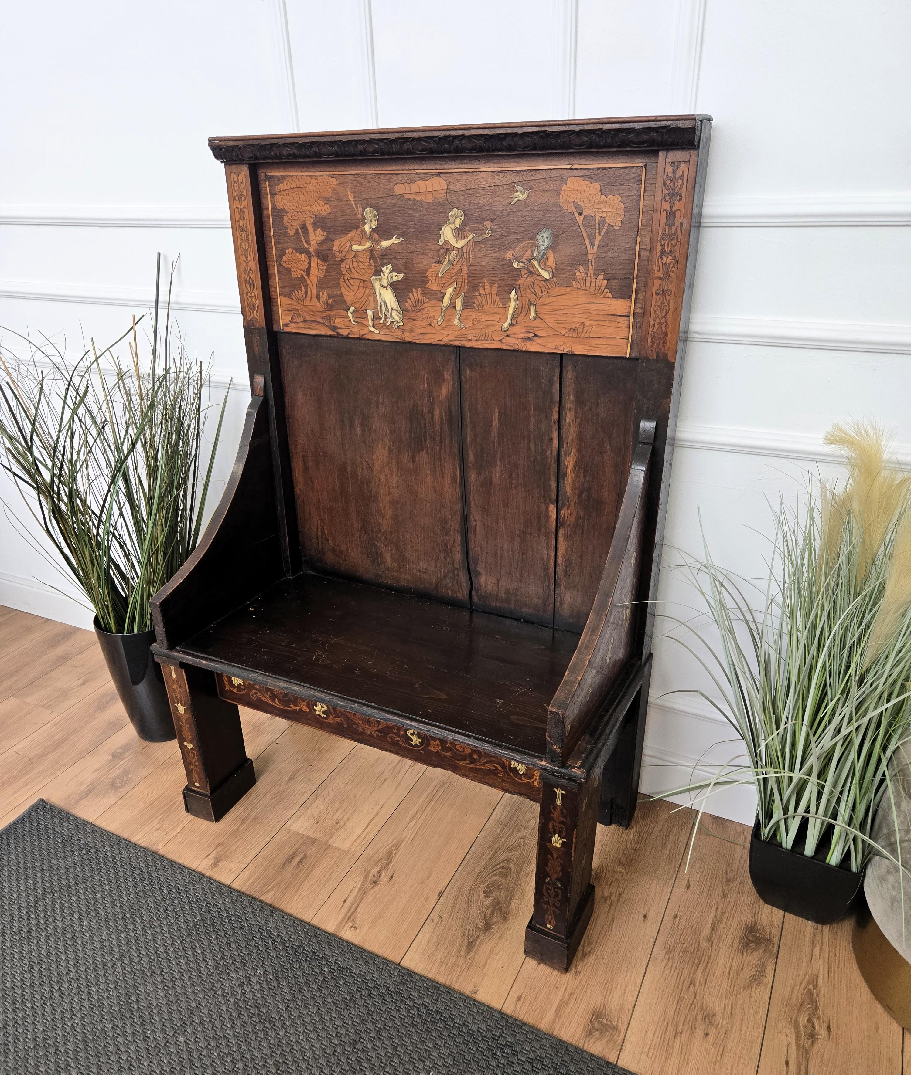 Antique Italian Primitive Rustic Country Marquetry Inlay Wooden Bench In Good Condition For Sale In Carimate, Como