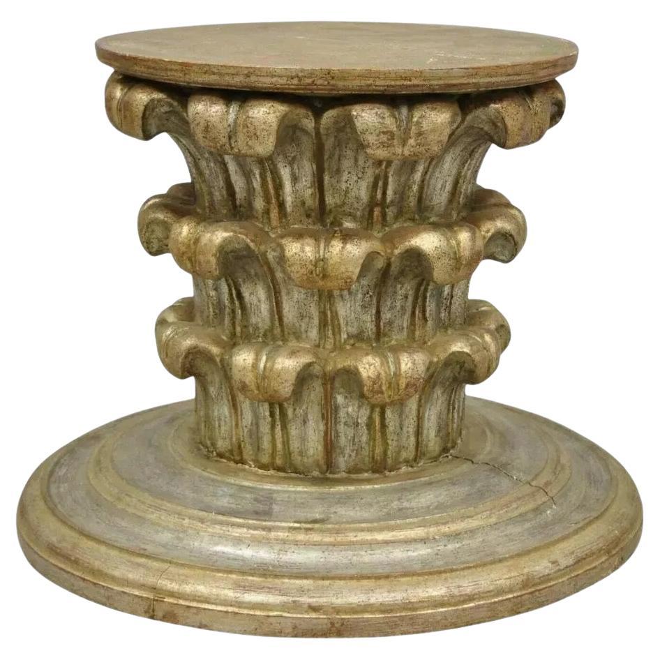 Antike italienische Regency Plume geschnitzt vergoldetes Holz Pedestal Couchtisch Basis im Angebot
