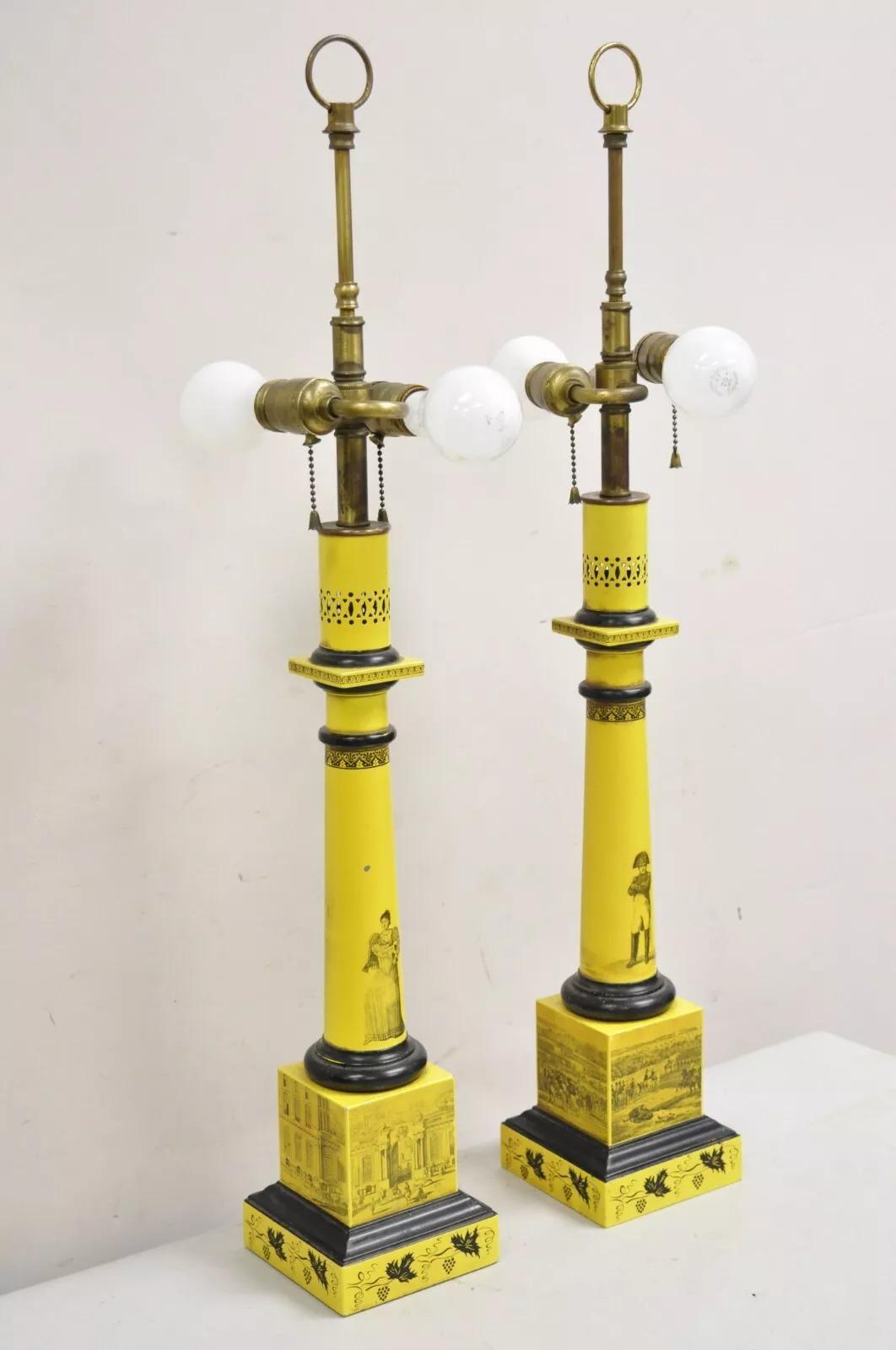 Ancienne paire de lampes de table à colonne en métal tole peinte en jaune de style Régence italienne en vente 5
