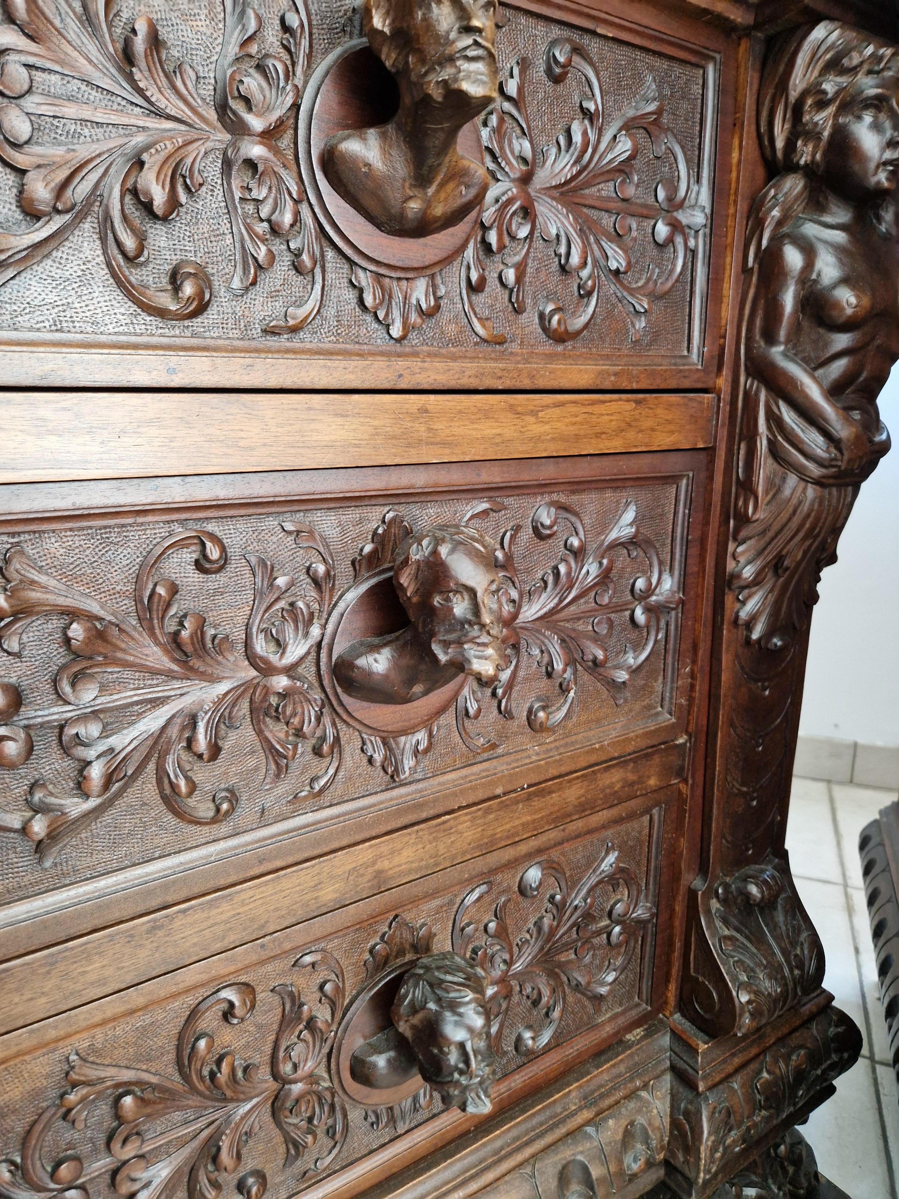 Ancien ensemble de chambre à coucher Bambocci de la Renaissance italienne avec lit king size en vente 10