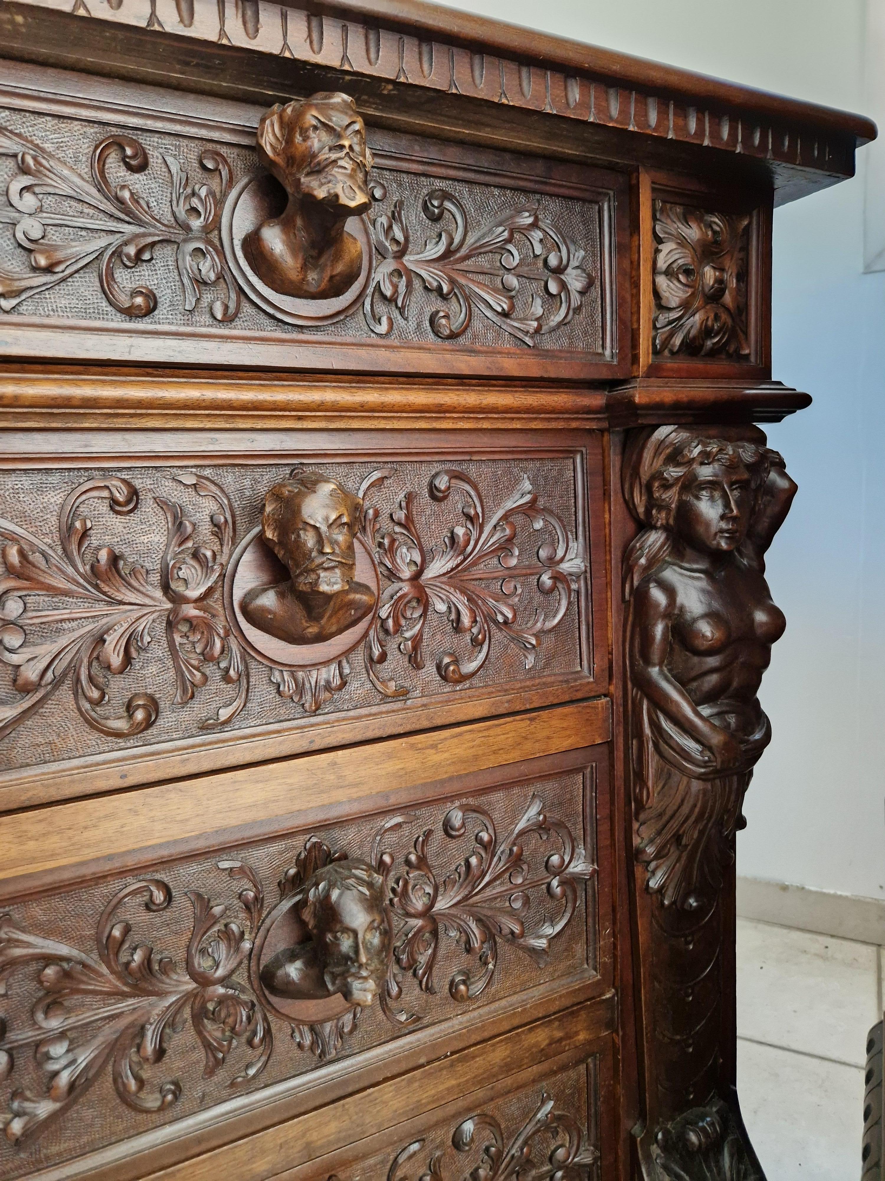 Ancien ensemble de chambre à coucher Bambocci de la Renaissance italienne avec lit king size en vente 13