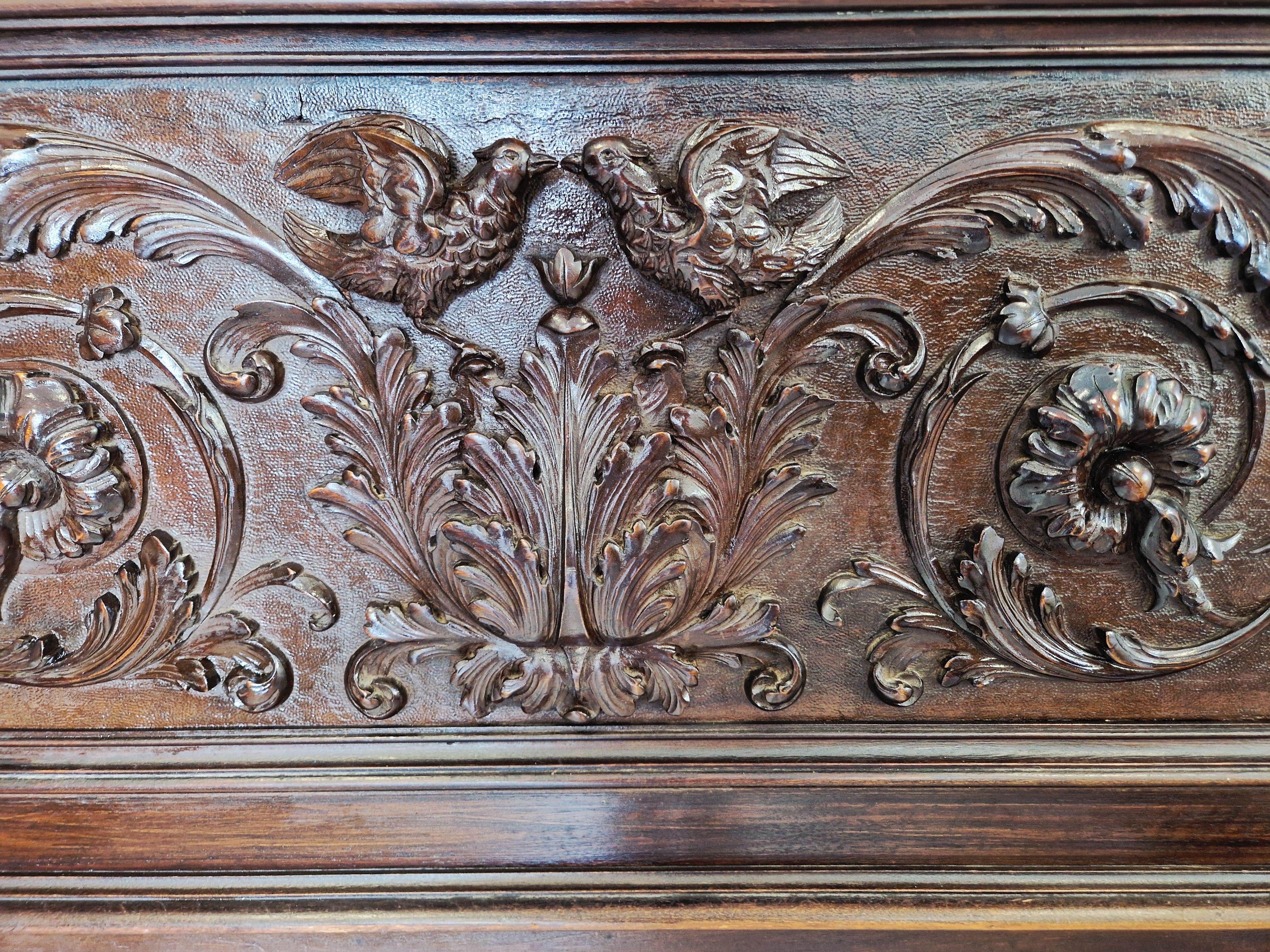 Lit antique de la Renaissance italienne en vente 4